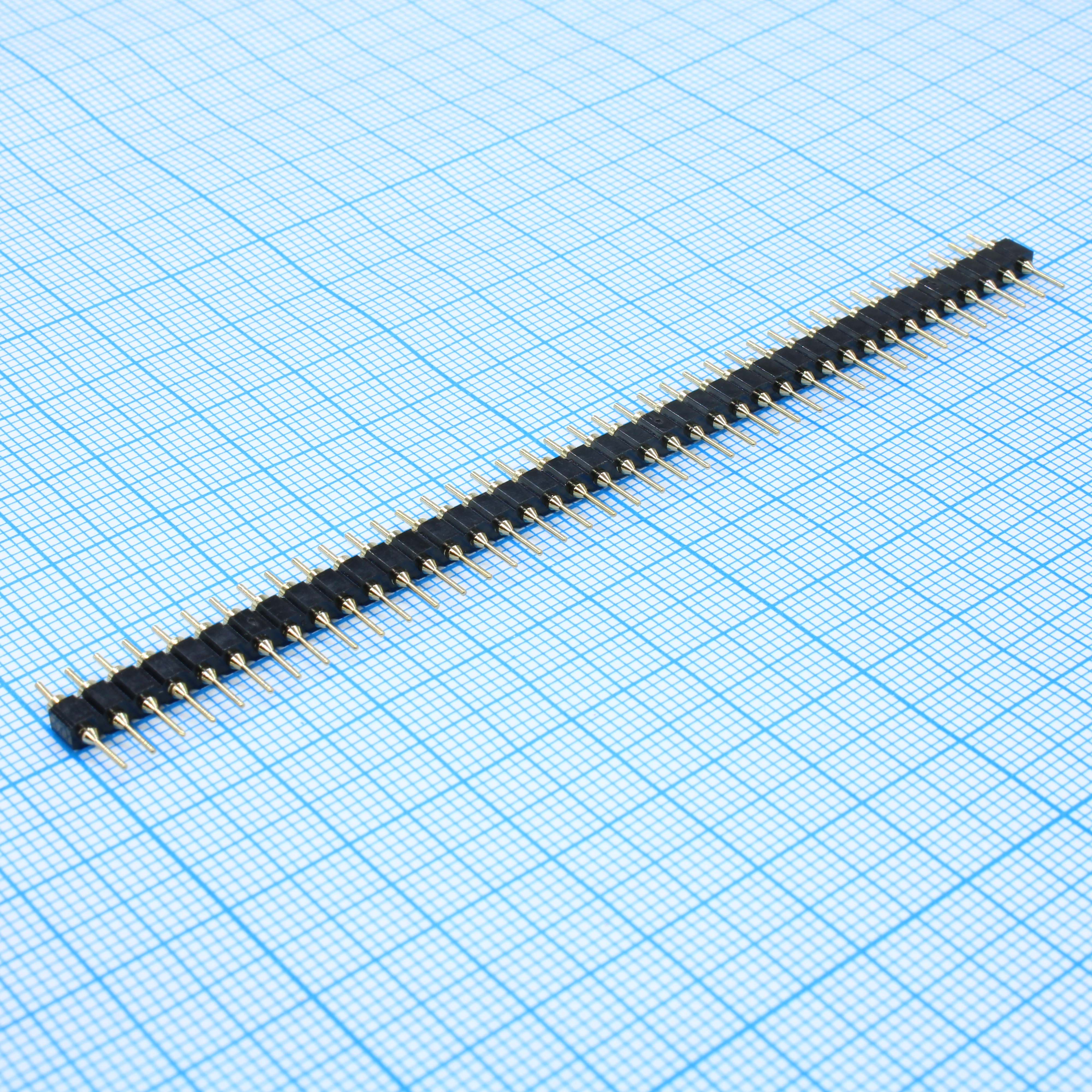 DS1004-1X40F12-B - Соединитель штыревой цанговый однорядный 40pin для монтажа в отверстия, шаг 2.54мм (L=11.96мм)