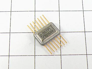 Микросхема 136ТР1