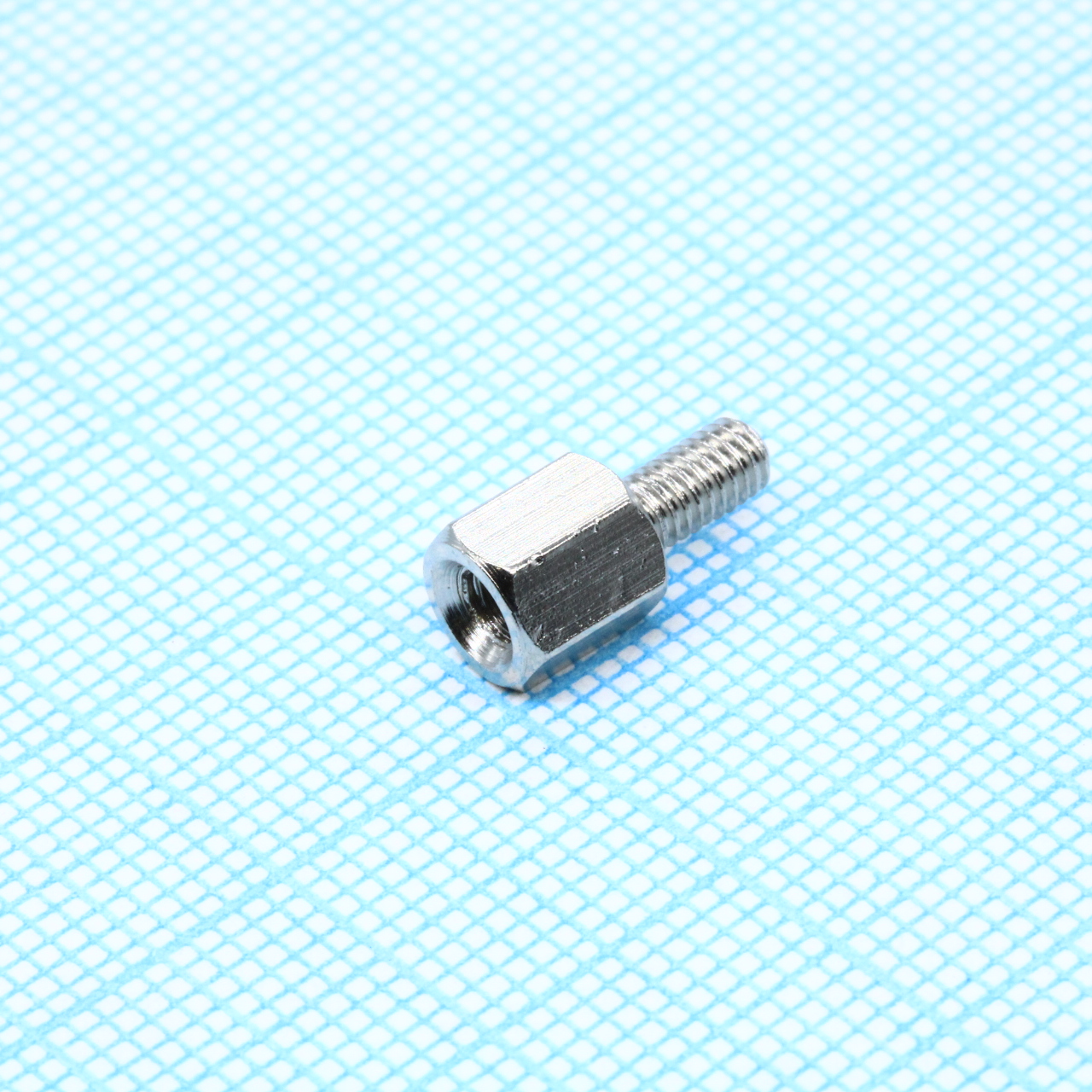 H-L0600-1200-5-03-1N1W - Стойка латунная, без покрытия шестигранная М3 отверстие-винт, L= 6мм