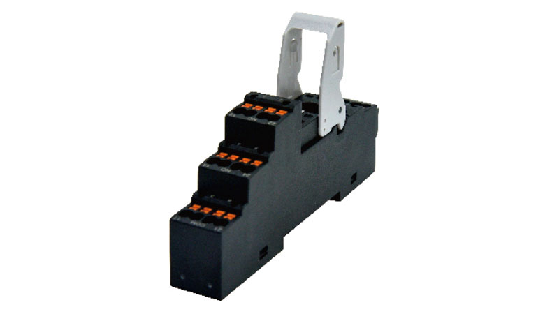 Колодка для реле DPRC08A-F3 - Колодка для реле DRPB-1CH / DRPB-2C, 10A, 300V, фиксация провода: Push-in, с защитой от прикосновения, с разъемом для модуля DMD, пластик, цвет: черный, монтаж на DIN рейку