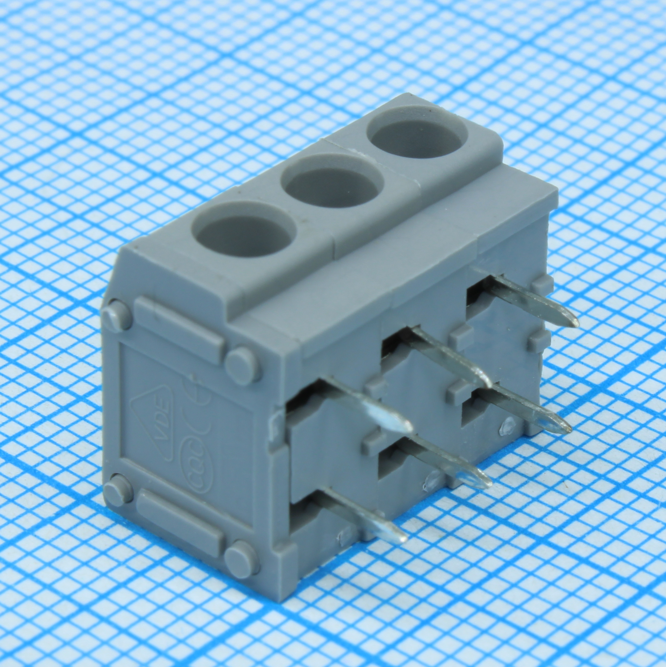 DG235W-5.0-03P-11-00A(H) - Нажимной безвинтовой клеммный блок 3 контакта. Зажим типа торцевой контакт. Серия DG235W-5.0