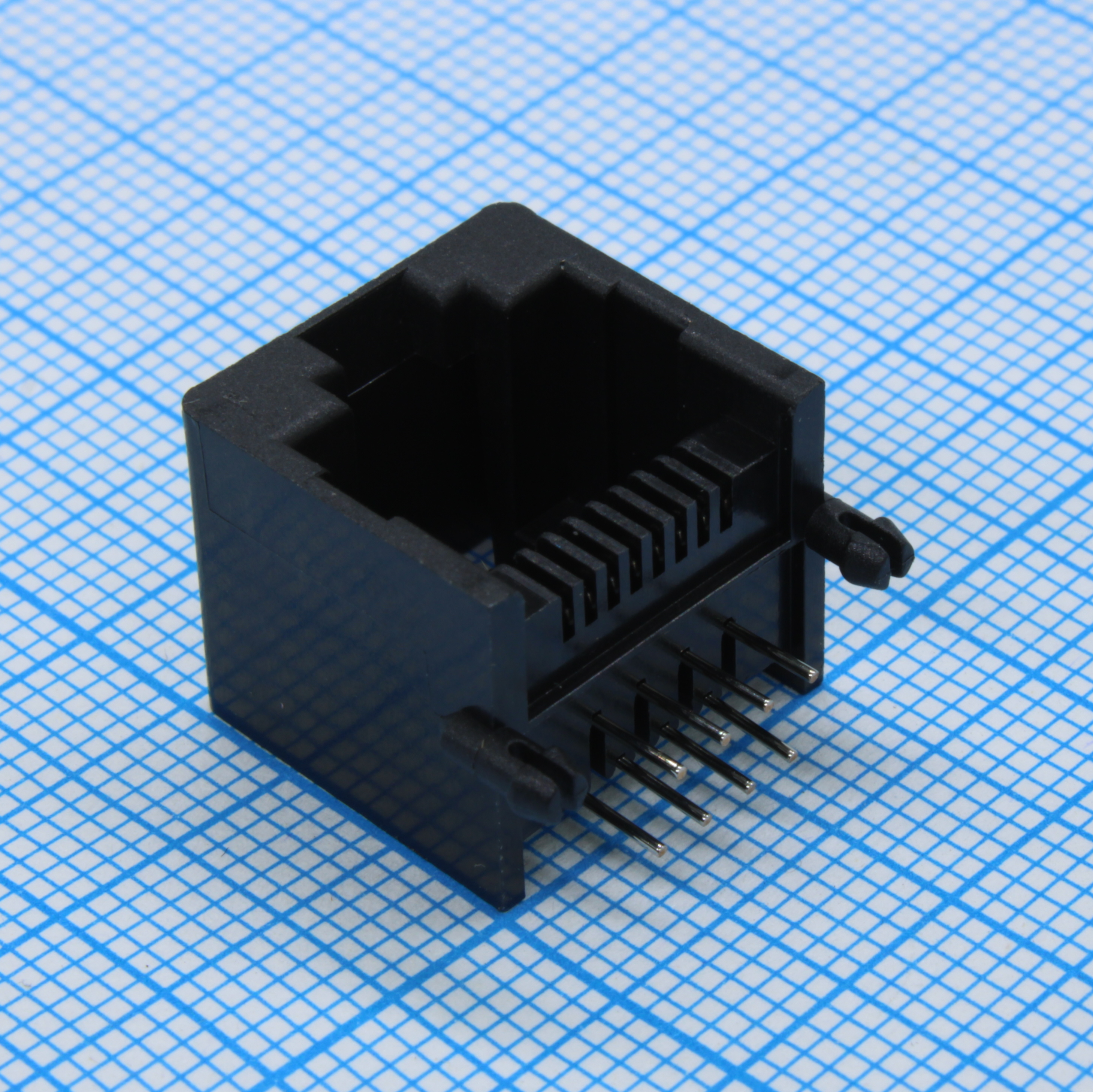 L-KLS12-133-8P8C-W/O-1-01 - Розетка 8P8C (RJ45) угловая монтаж в отверстие