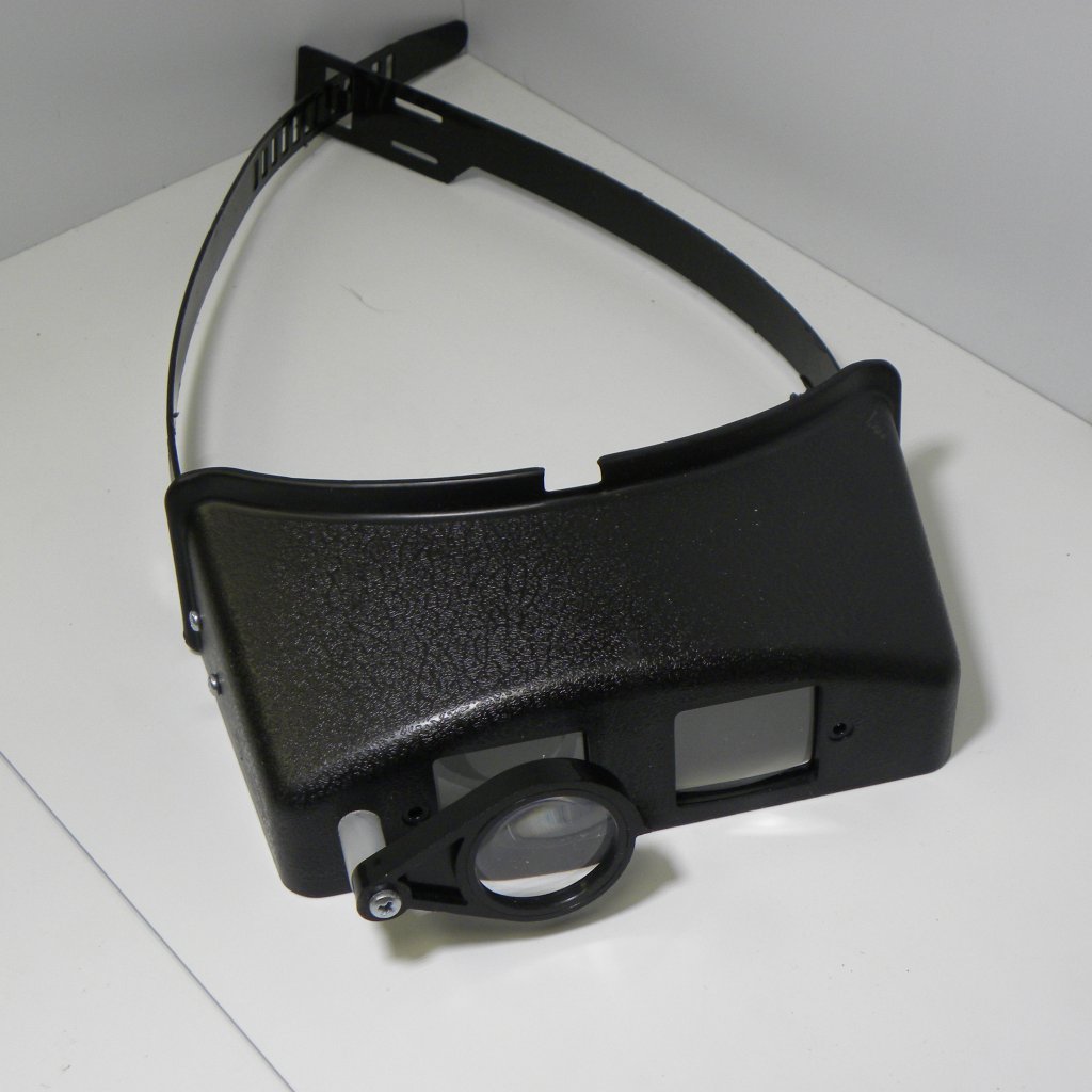 Линза бинокулярная х2 х4 с кр.насадкой. - Линза бинокулярная х2 х4 с кр.насадкой.