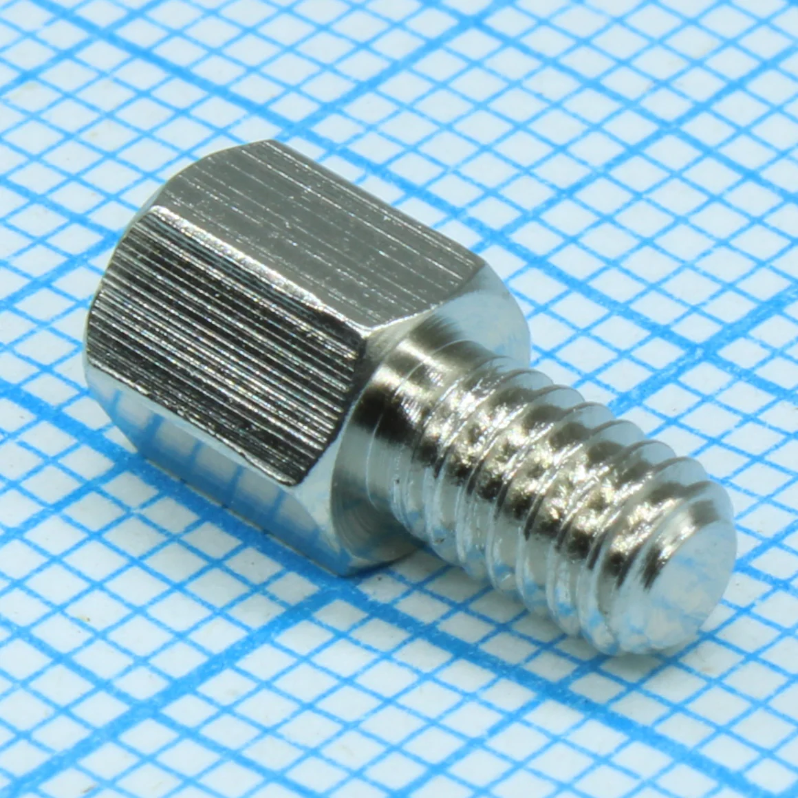 H-L0600-1200-5-04-1N1W - Стойка латунная, без покрытия шестигранная М4 отверстие-винт, L=06мм