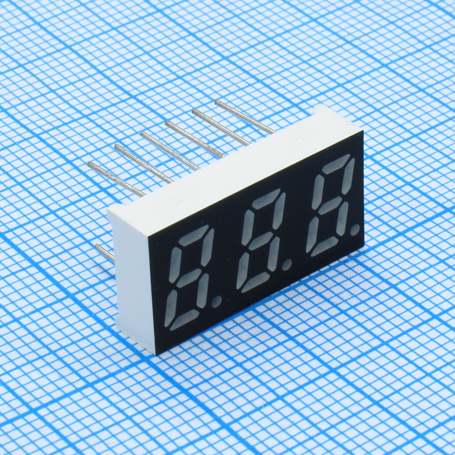 FYT-3132AUHR-11 - 3-х разрядный индикатор 8мм/красный/640нм/30-60мкд/ОК