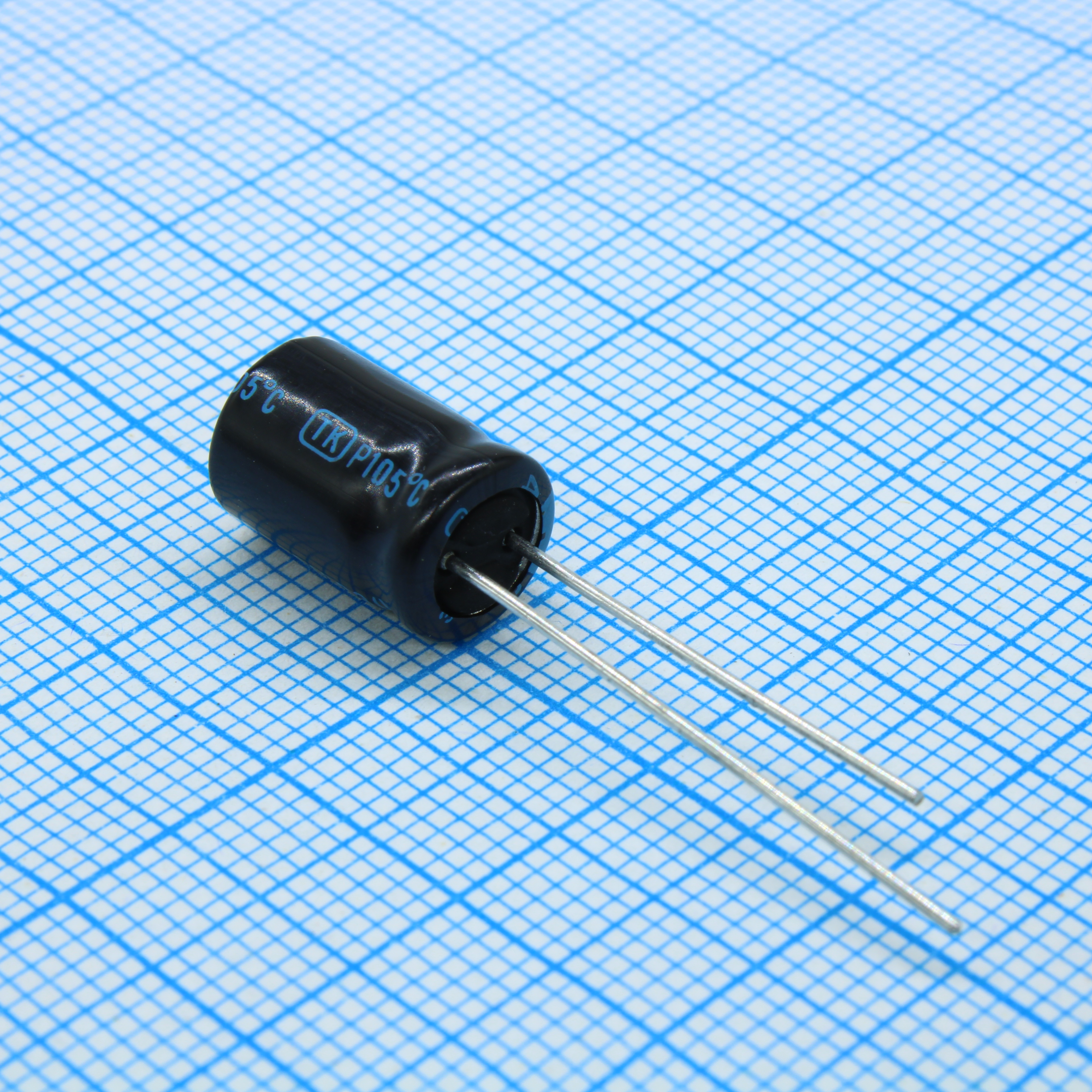 JTK227M035S1GMG11L - Конденсатор алюминиевый электролитический 220мкФ 35В  ±20% (8 х 11мм) радиальные выводы 3.5мм 300мА 2000час 105°С россыпь