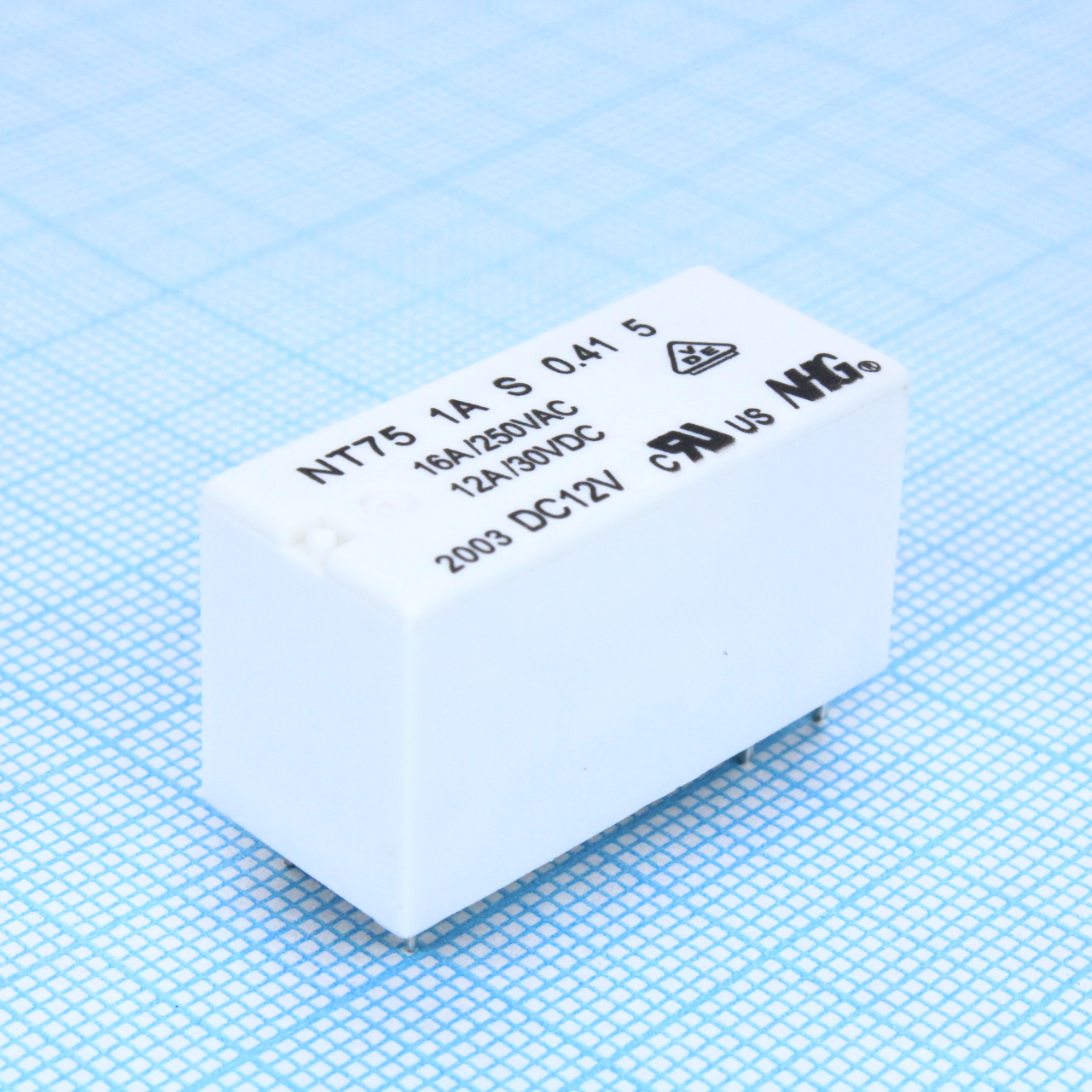 NT75-A-S-16-DC12V-0.41-5.0 - Реле силовое 16А один контакт на замыкание катушка 12В 0.41Вт
