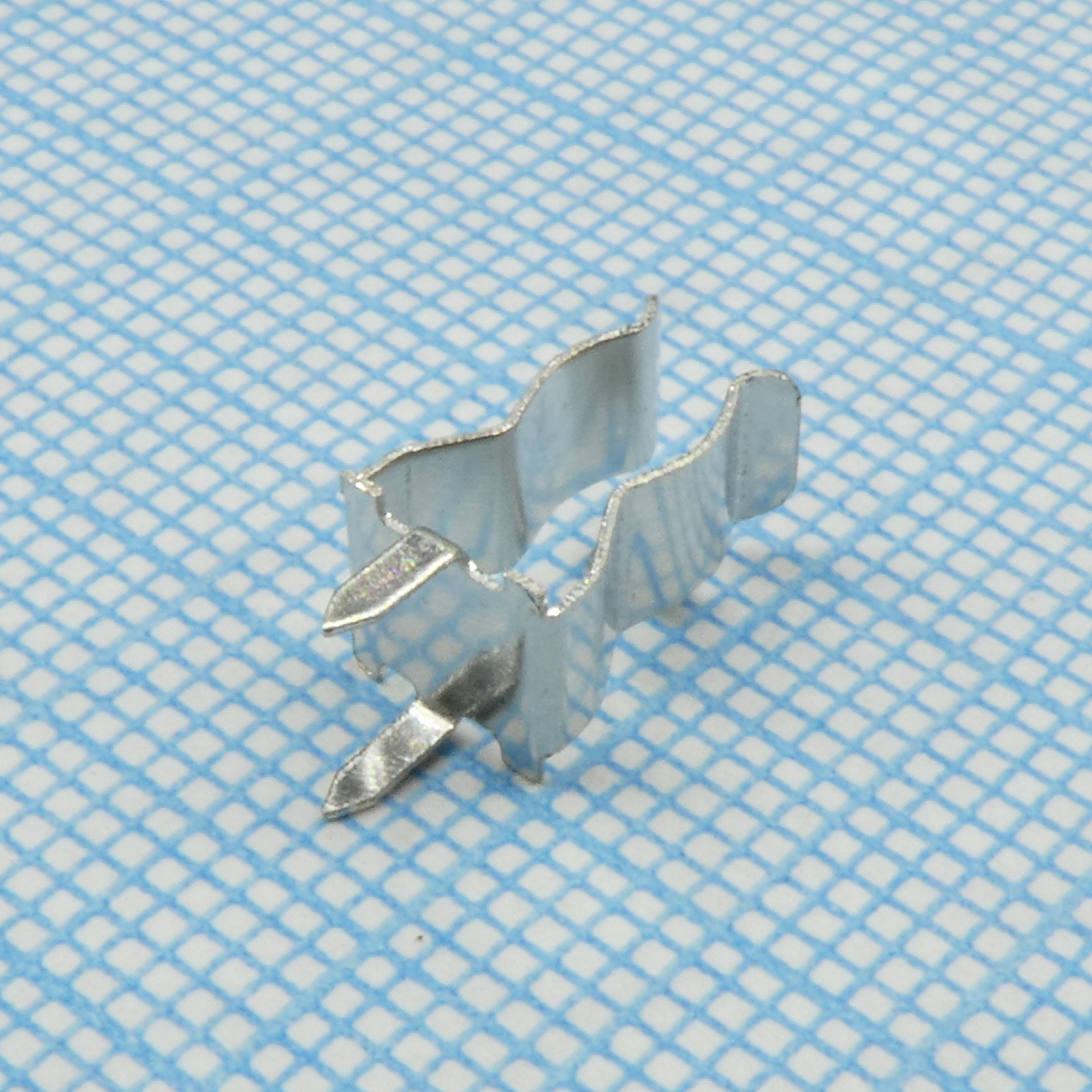 HF-004 - Клипса держателя предохранителя  5*20мм на плату