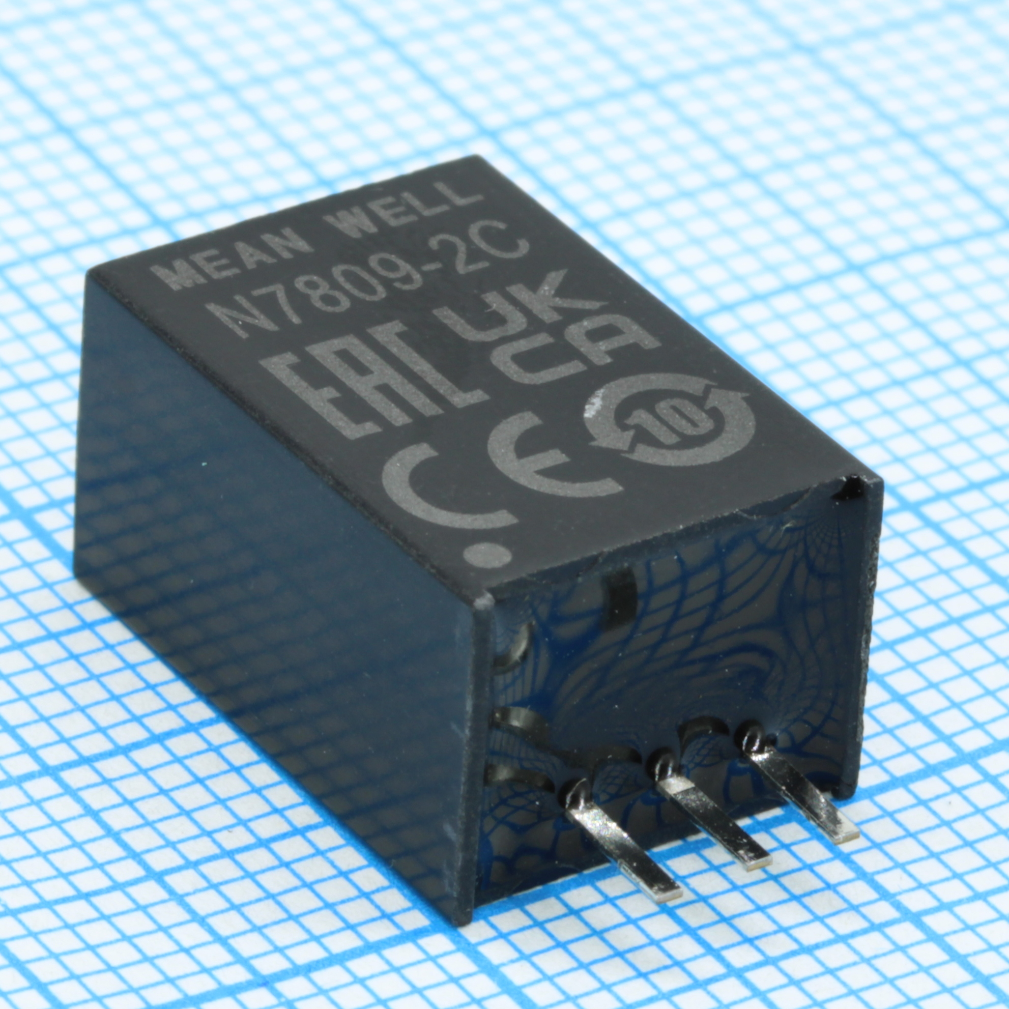 N7809-2C - Преобразователь DC/DC, 18Вт, без гальванической развязки, вход 13…32В, выход 9В/2А или -9В/0.8А, SIP3, прямые выводы, 17.5x9x11,5мм, -40…+85°С