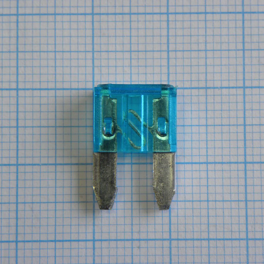 ZH269-015 - автопредохранитель mini