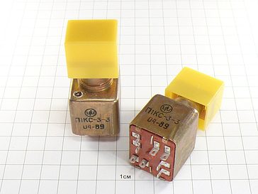 Переключатель П1КС-3-3