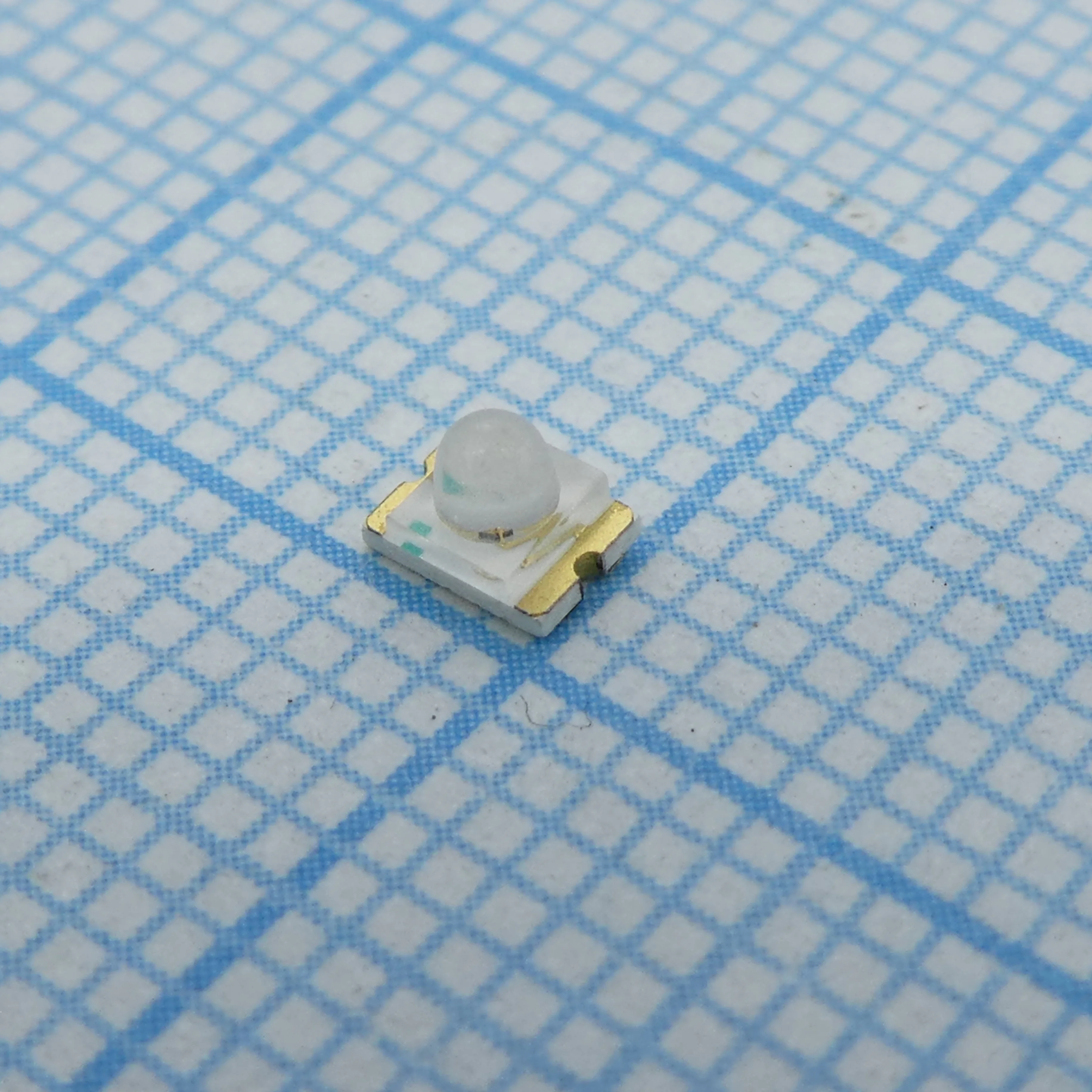 LTST-C930KRKT - Светодиод smd 3,2х2,4мм/красный/631нм/180-2800мкд/прозрачный/25°
