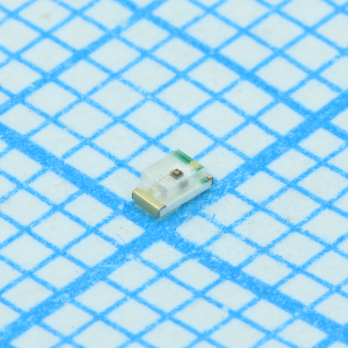 HL-PST-1608S31YC - Светодиод smd 1,6х0,8мм/желтый/586-596нм/90-120мКд/1.7-2.3В,  If=10мА/прозрачный/130°