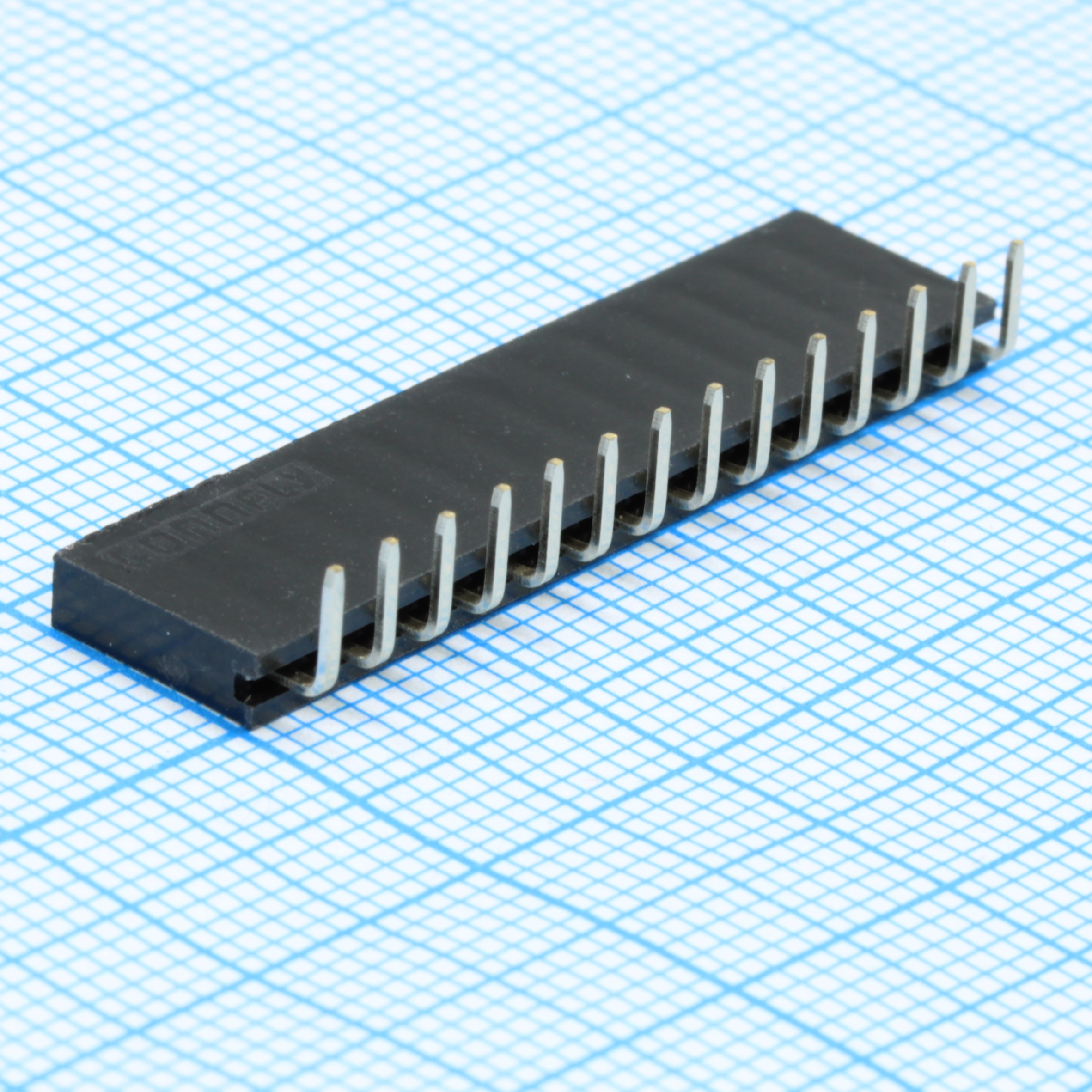 DS1024-1X14R2 - Гнездо на плату угловое 1x14 конт., шаг 2.54 мм., длина 8.5мм
