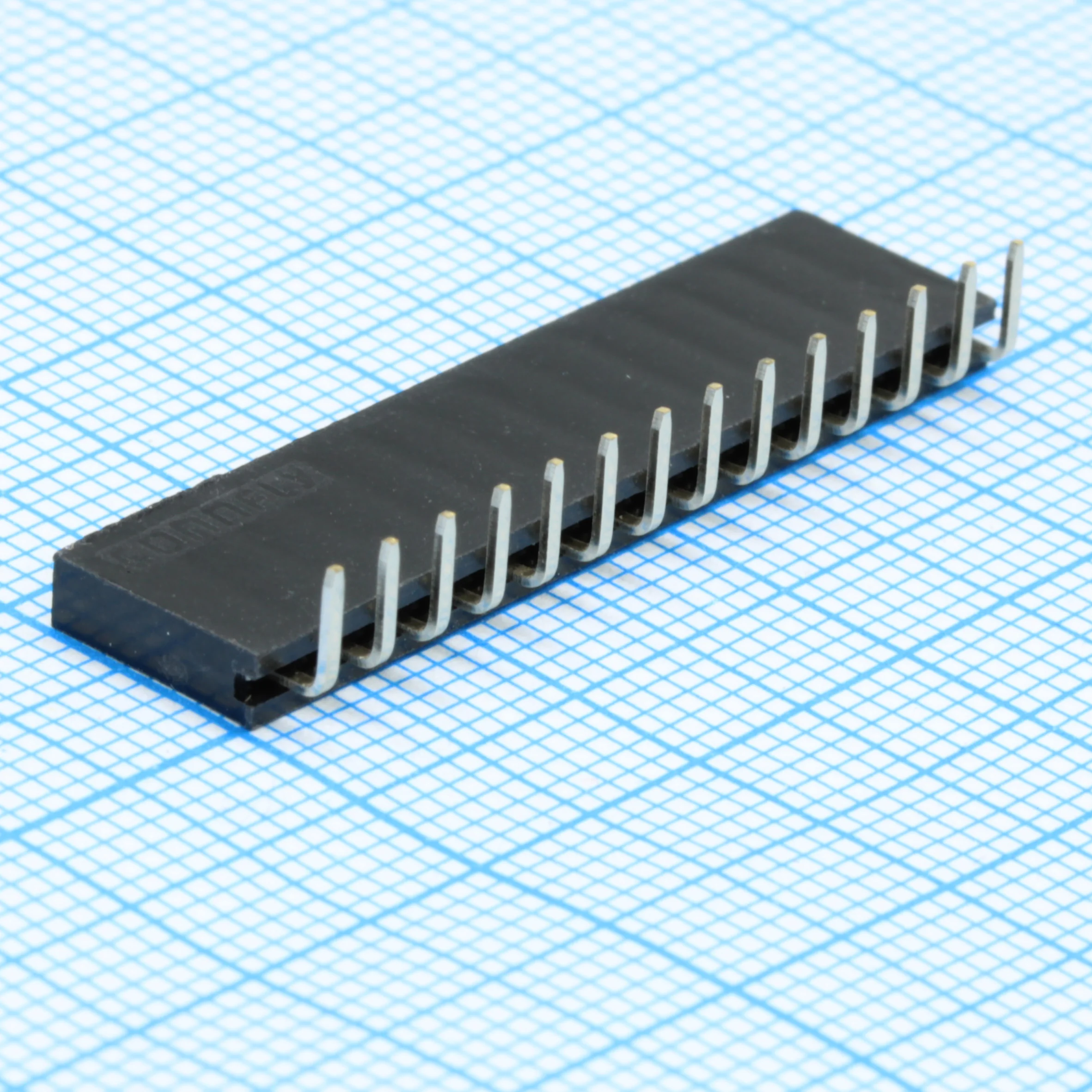 DS1024-1X14R2 - Гнездо на плату угловое 1x14 конт., шаг 2.54 мм., длина 8.5мм