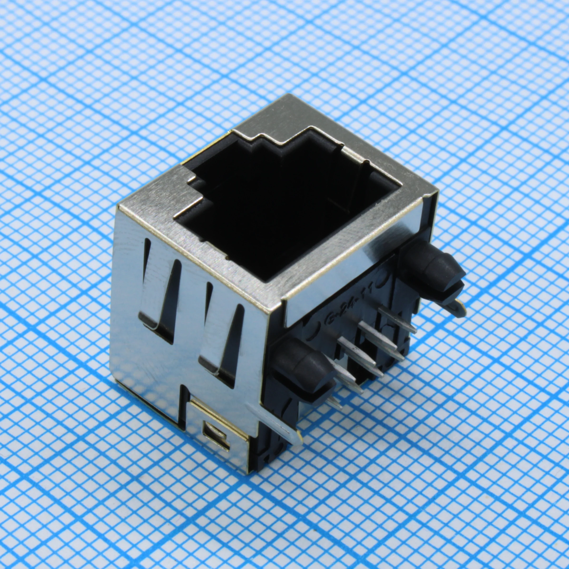 DS1128-06-S8B0P-S - Разъем RJ-45 (гнездо) угловой на плату