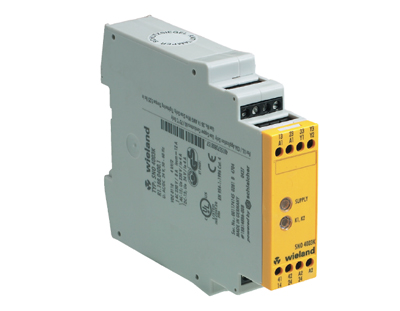 Реле безопасности SNO4003K AC/DC 24V - Реле безопасности для аварийного останова и контроля положен