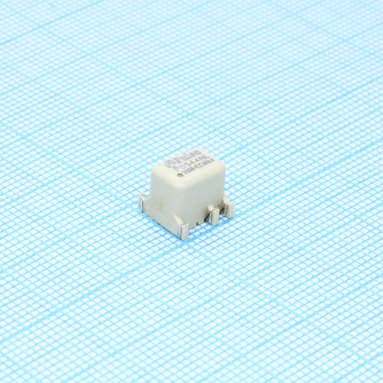 P0544NLT - Трансформатор импульсный 1:1:1, SMD монтаж