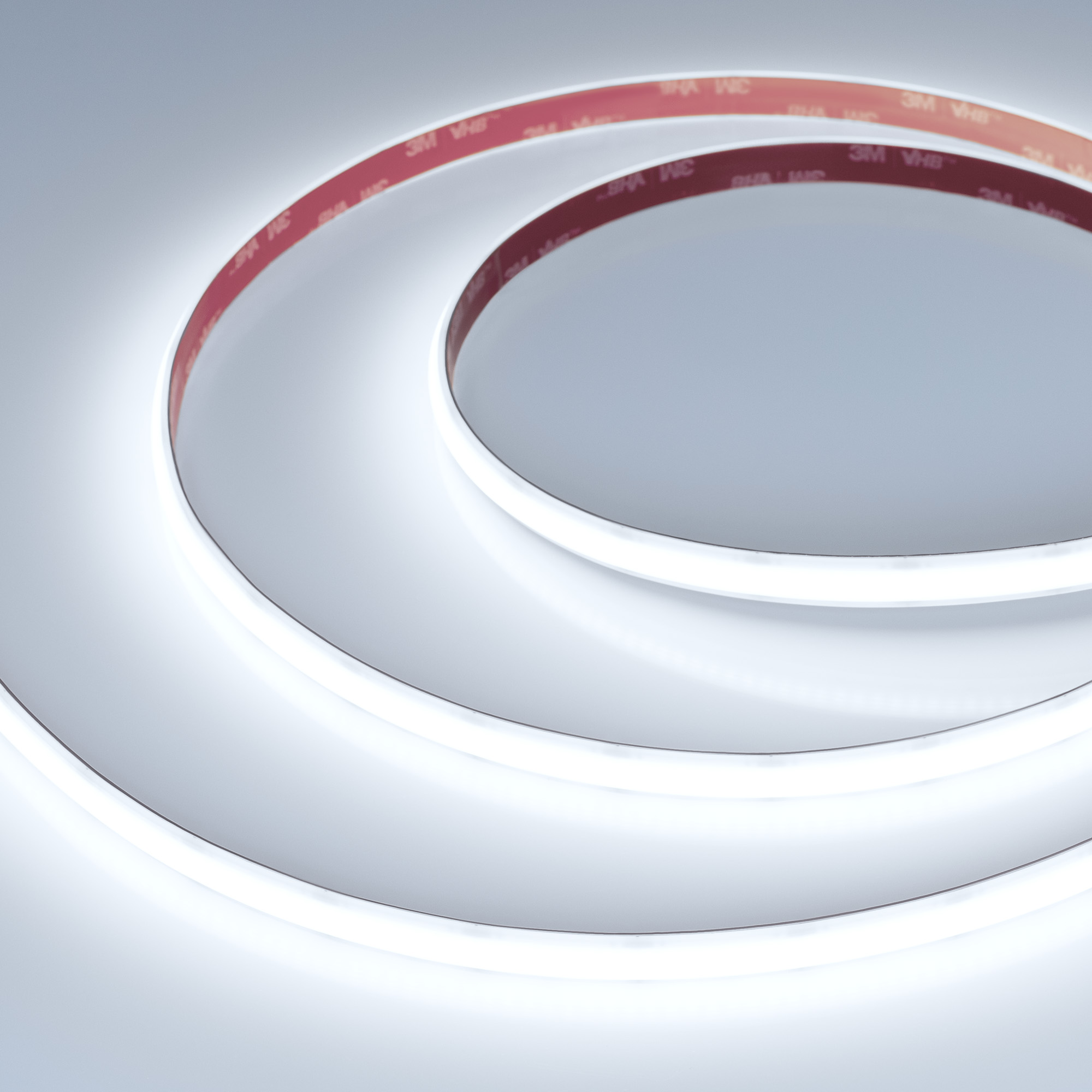 Лента герметичная RTW-SEW-A304-10mm 24V White6000 (25 W/m, IP65, 2835, 5m) 045215 - Светодиодная лента RTW-A304, герметичная IP65 (SEW - матовое силиконовое покрытие). Светодиоды SMD 2835, 304 шт/м (1520 шт на 5 м), белая плата, скотч 3M. Цвет БЕЛЫЙ 6000 