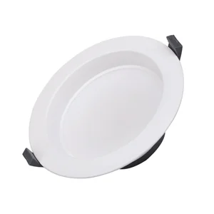 Светильник IM-CYCLONE-R165-18W Warm3000 (WH, 90 deg) 023213(2) - Встраиваемый светильник "Даунлайт" 18Вт. Цвет свечения ТЕПЛЫЙ БЕЛЫЙ 3000К. Световой поток 1440 лм, угол 90°, CRI>80. Белый корпус. Питание AC220-240V. Габариты: O165х61 мм, врезное отверстие