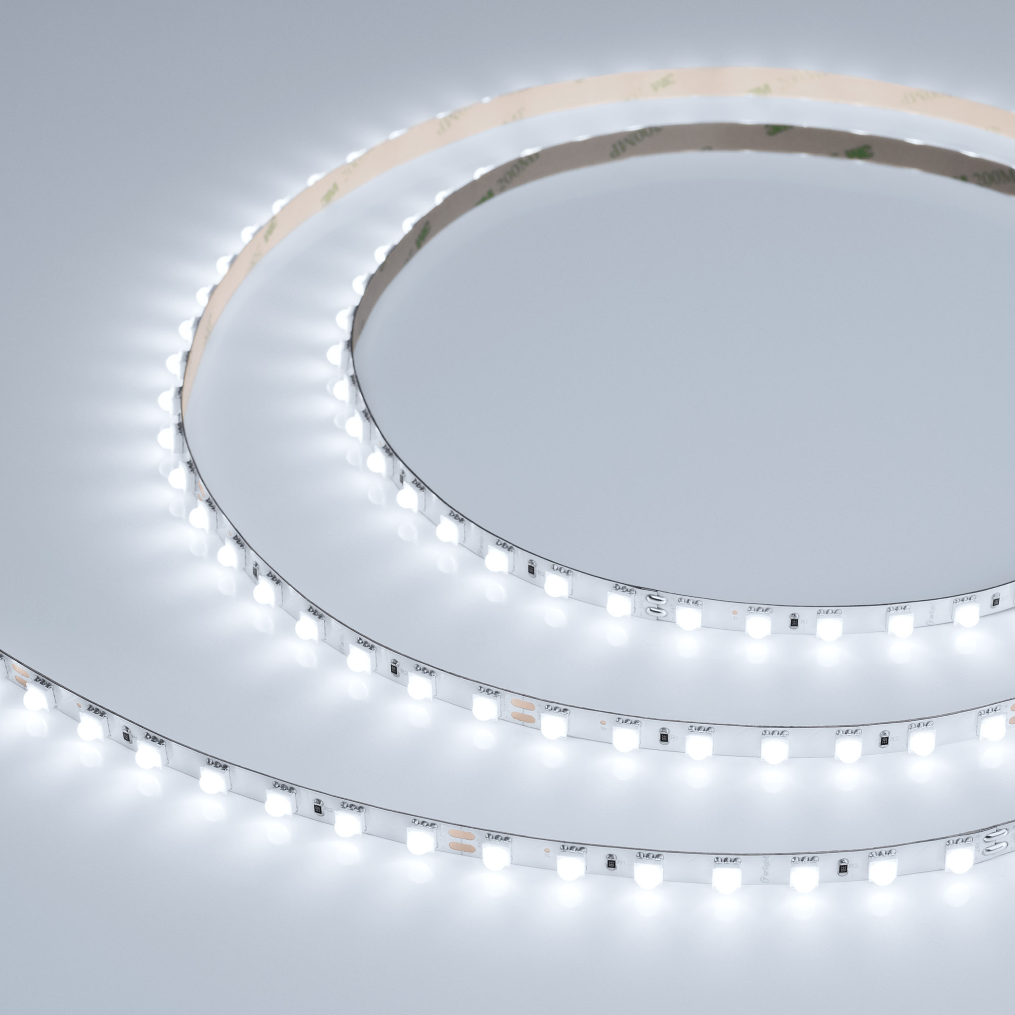 Лента FLT-B70-8mm 24V White6000 (15.5 W/m, IP20, 45deg, 5m) 043809 - Светодиодная гибкая лента FLT-B70, с линзами. Светодиоды 5060, 70 шт/м, белая плата 8мм, скотч 3М. Цвет БЕЛЫЙ 6000 К, направленная линза с углом 45°, индекс цветопередачи CRI>90. Питание