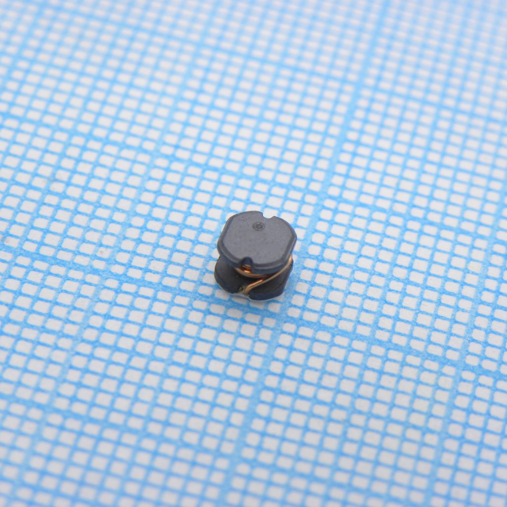 SDR0403-5R6ML - ЧИП-индуктивность проволочная, на ферритовом сердечнике 5.6мкГн ±20% 1кГц 28-добротность 1.6A 100мОм