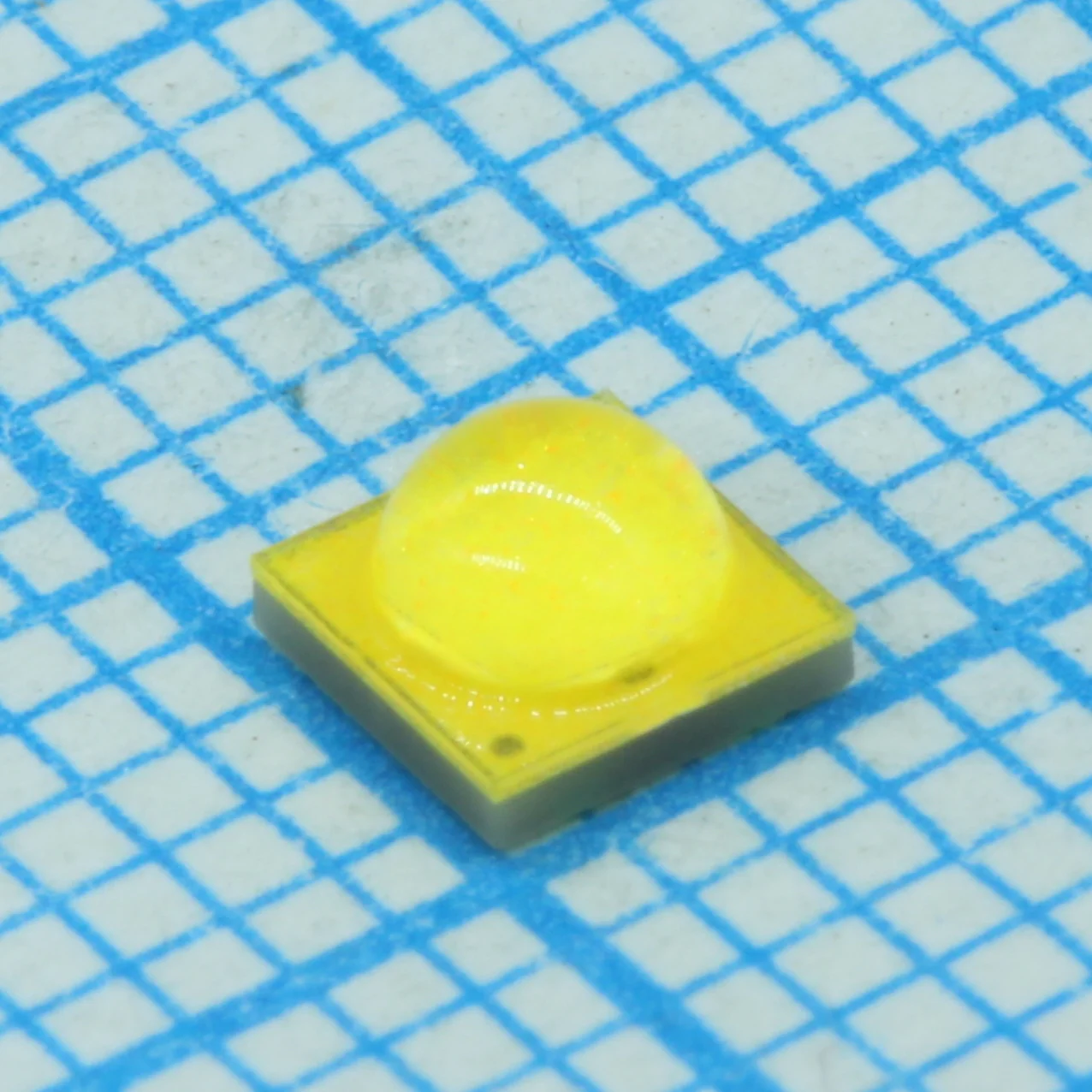 XPGDWT-01-CLEF-A0LE3 - Светодиод smd XLAMP 3,45х3,45мм/белый/5000K/179Лм при 350мА 2.73В/125°/CRI=70