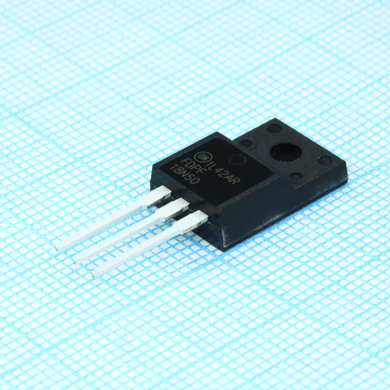 FDPF18N50 - Транзистор полевой MOSFET N-канальный 500В 18A TO-220F, 38Вт