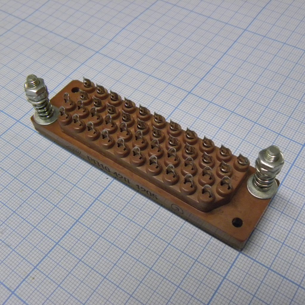 РП10-42 Л розетка - Соединитель  низкочастотный, прямоугольный, внутреннего монтажа