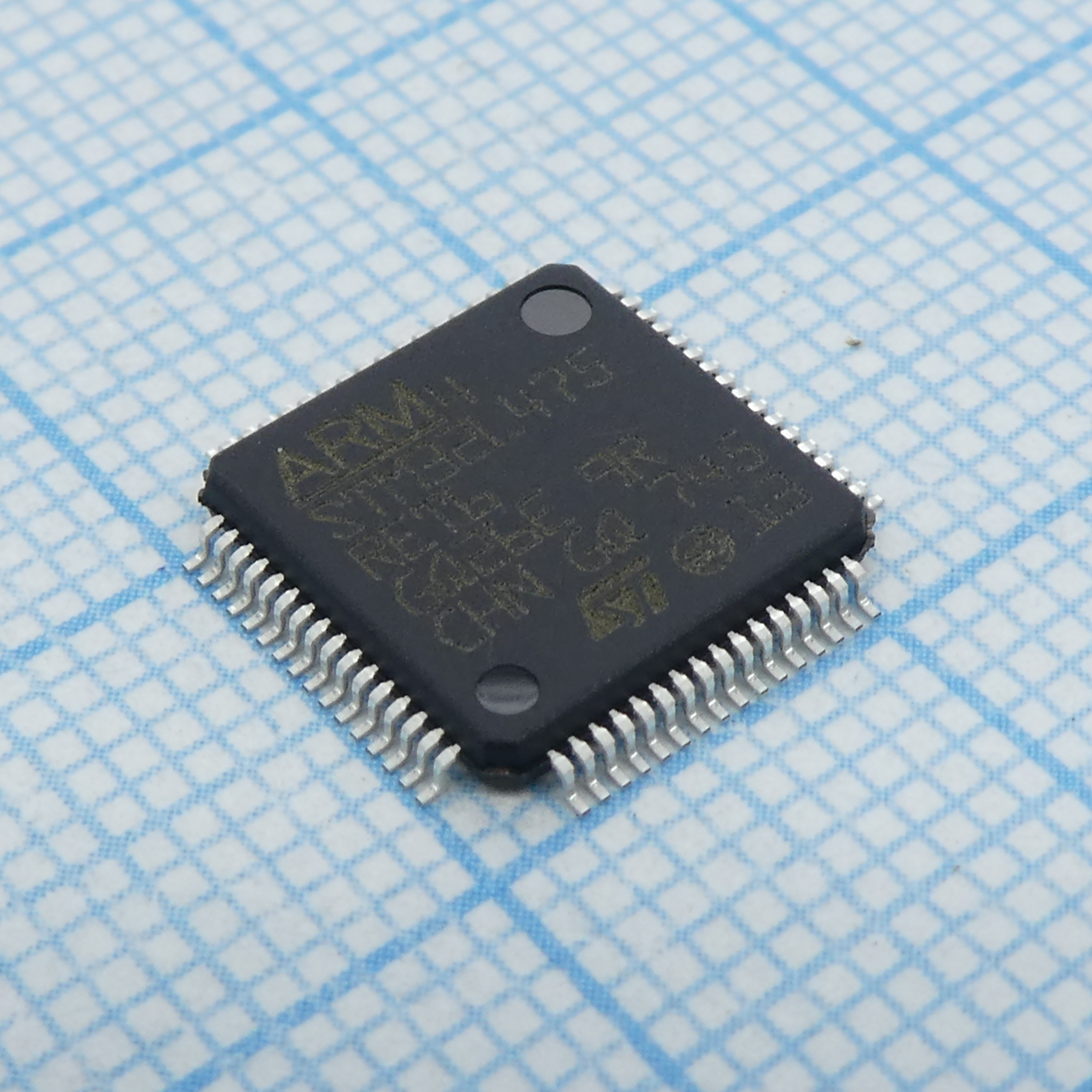 STM32L475RET6 - Микроконтроллер STM 32-бит ядро ARM Cortex M4 RISC 512кБ Флэш-память 3.3В 64-Pin LQFP лоток