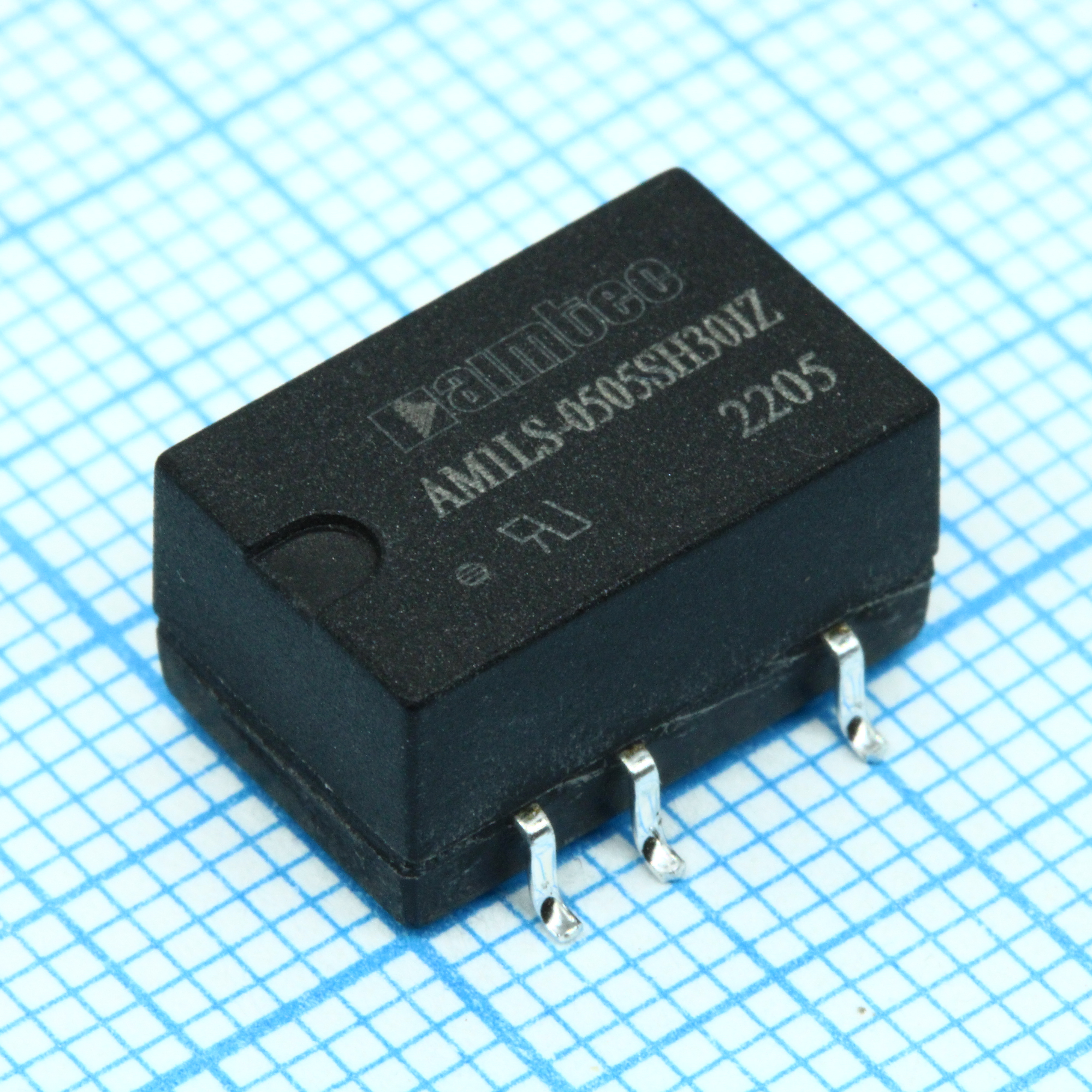 AM1LS-0505SH30JZ - DC/DC, 1Вт, вход 4.5…5.5В, выход 5В/0.02…0.2А, изоляция 3000В DC, КПД 82%, максимальная емкостная нагрузка не более 2400мкФ, для поверхностного монтажа, 13.2x11.4x7.25мм, -40…105°C, пластик