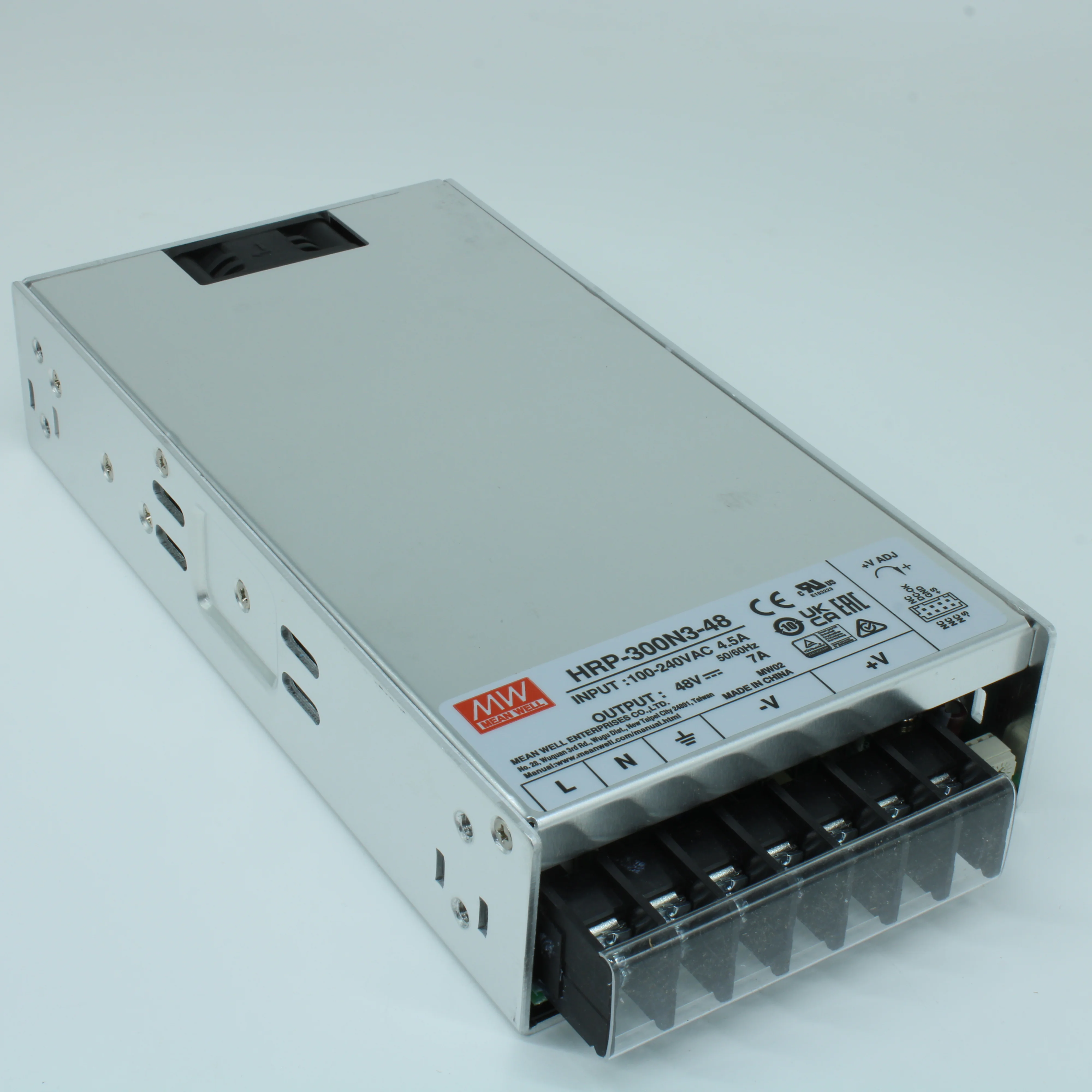 HRP-300N3-48 - AC-DC, 336Вт, выход 48В/0...7A, рег. вых 40.8…55.2 В , вход 85…264В AC, 47…63Гц / 120…370 В DC,  изоляция 3000В AC, в кожухе 199x105x41мм, -40…+70°С, вентилятор, кратковременная пиковая мощность 350%