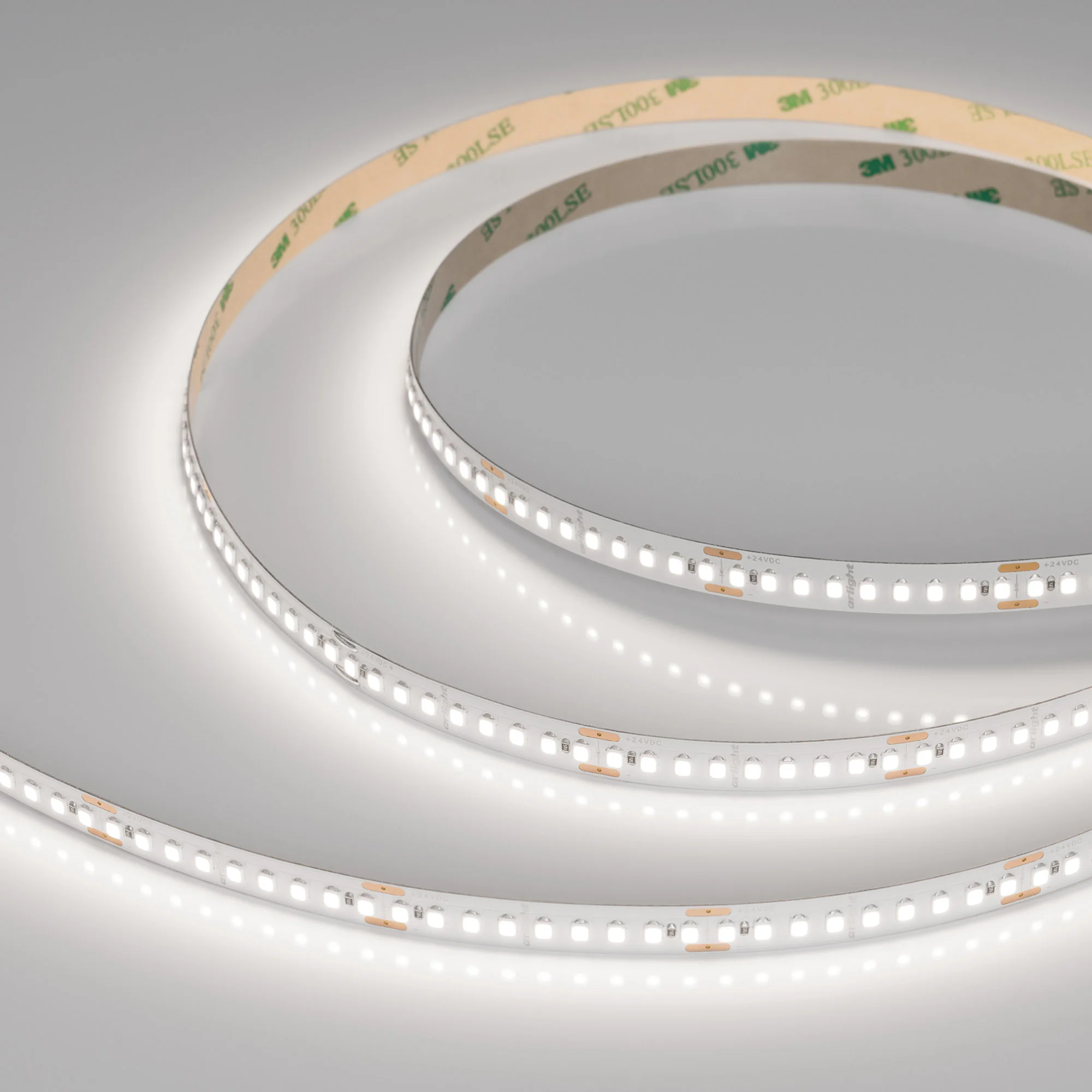 Лента UL-A180-10mm 24V Day5000 (12 W/m, IP20, 5m) 044512 - Светодиодная лента UL-A180, открытая IP20. Светодиоды SMD 2835, 180 шт/м (900 шт на 5 м), белая плата, скотч 3M. Цвет ДНЕВНОЙ 5000 K, цветопередача CRI>80, угол 120°. Питание 24 В, мощность 12 Вт/