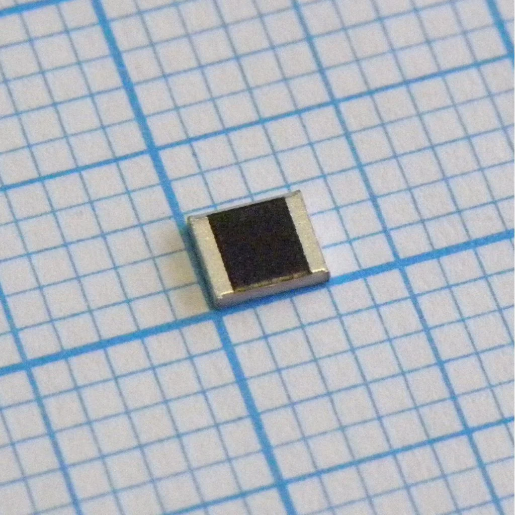 CR-10JL7--680R - Толстопленочный ЧИП-резистор 1210 680Ом ±5% 0.33Вт -55°С...+155°С