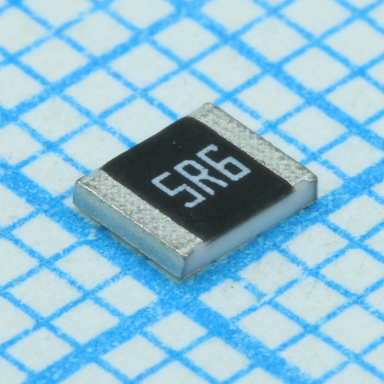 RL1210FR-070R5L - ЧИП-резистор толстопленочный 1210 0.5Ом ±1% 0.5Вт ±300ppm/°C автомобильного применения лента на катушке