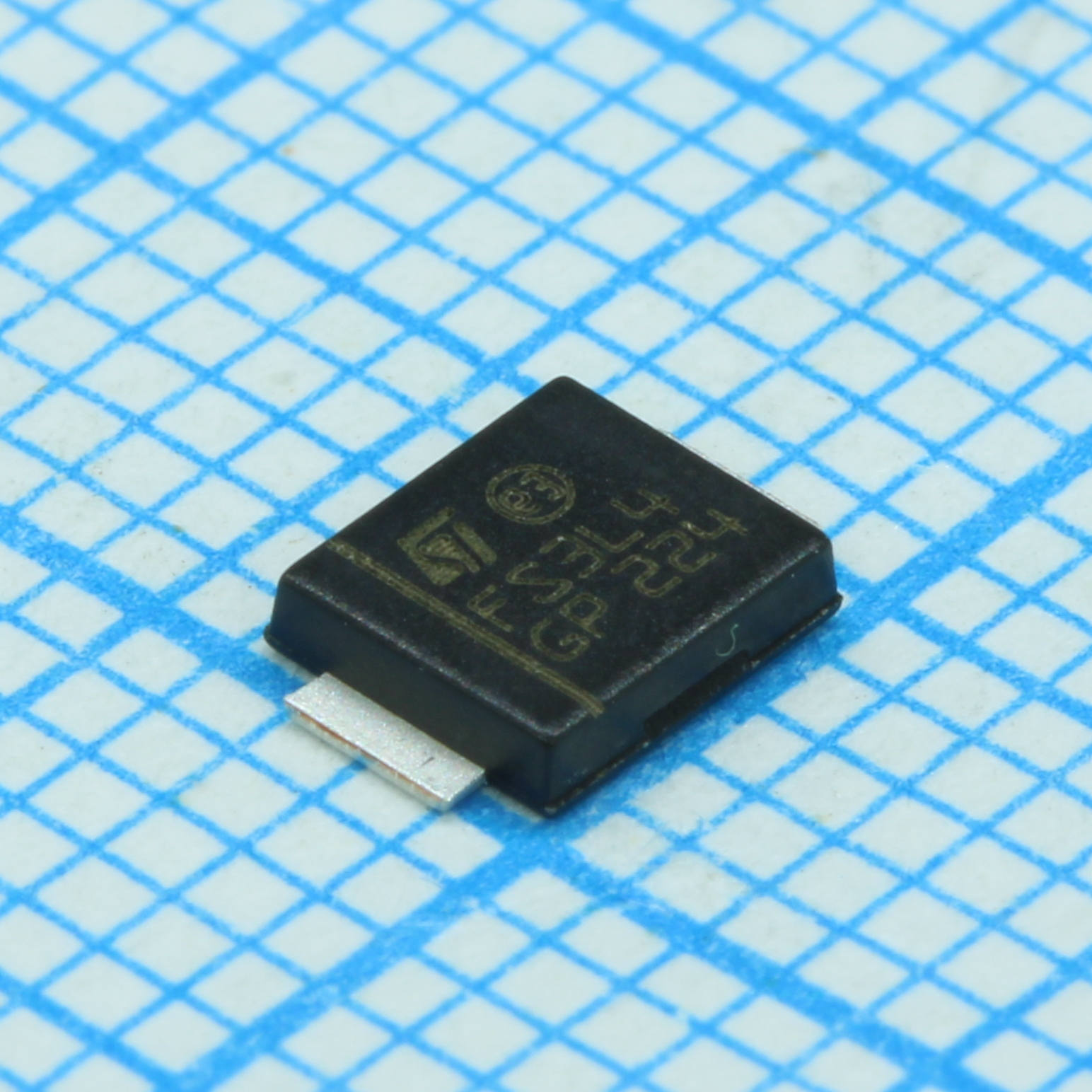 STPS3L40UF - Диод Шоттки  40V 3А 0.44V