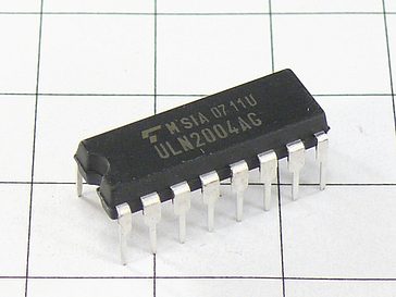 Микросхема ULN2004AP