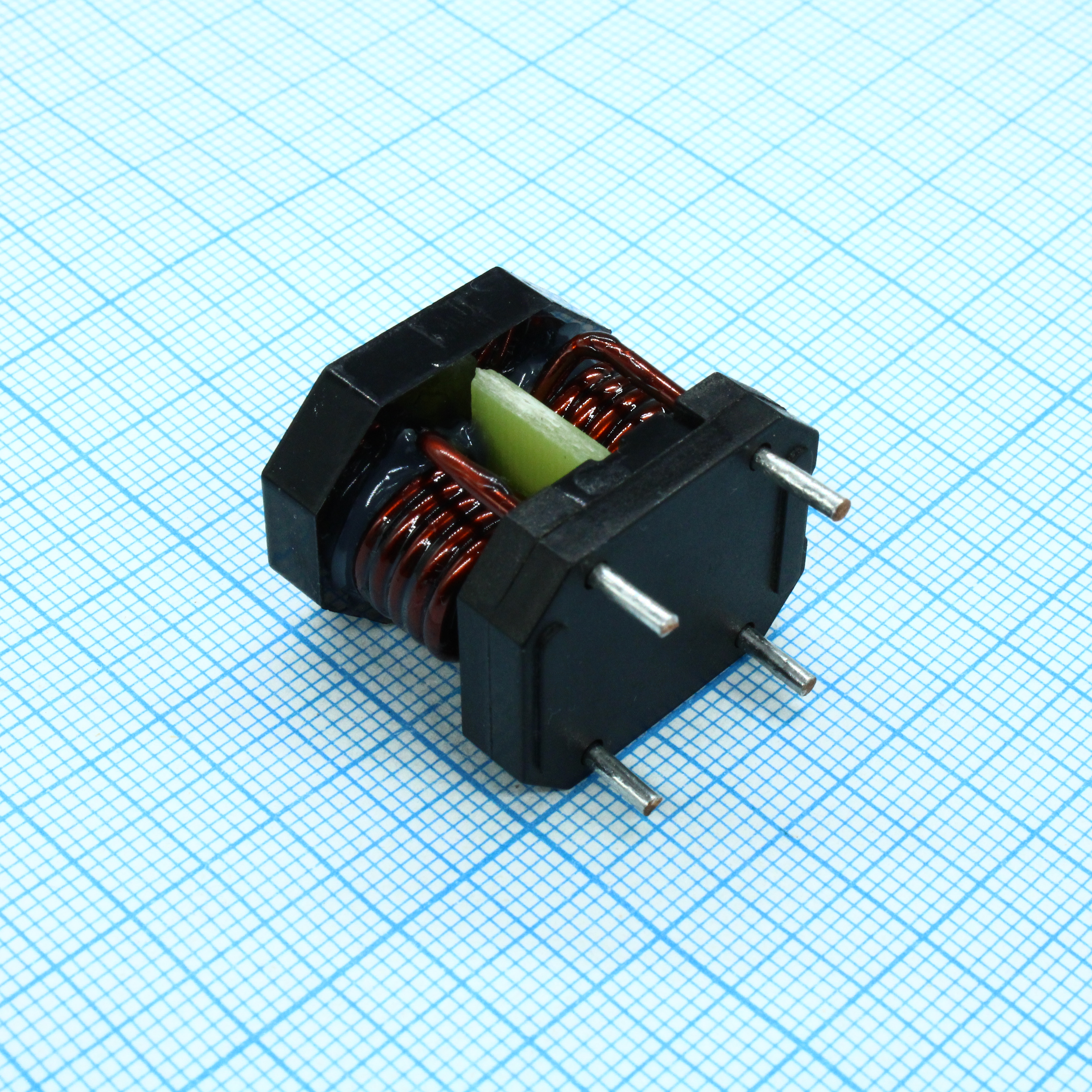 CPTR2420-121 - Дроссель синфазный выводной 120.00mH ±20% 140.67 Ohm 2.08A