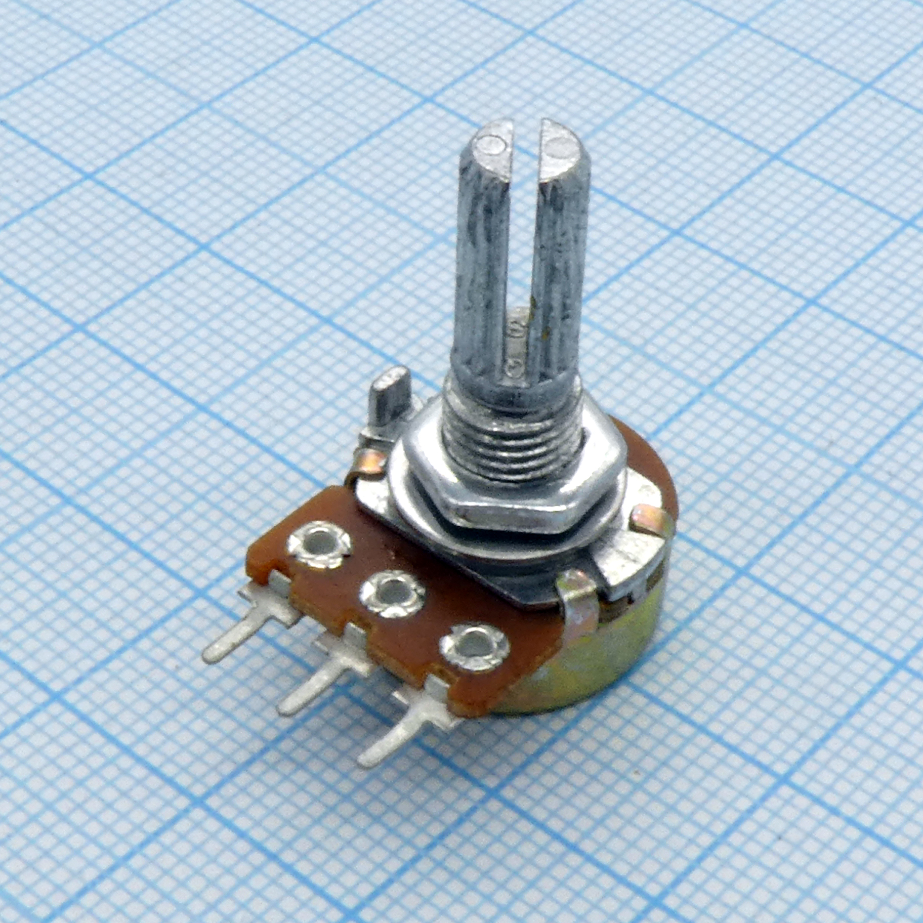 16K1 KC 20k - Резисторы регулировочные однооборотные(300 °). Предназначены для работы в электрических цепях постоянного, переменного и импульсного тока.