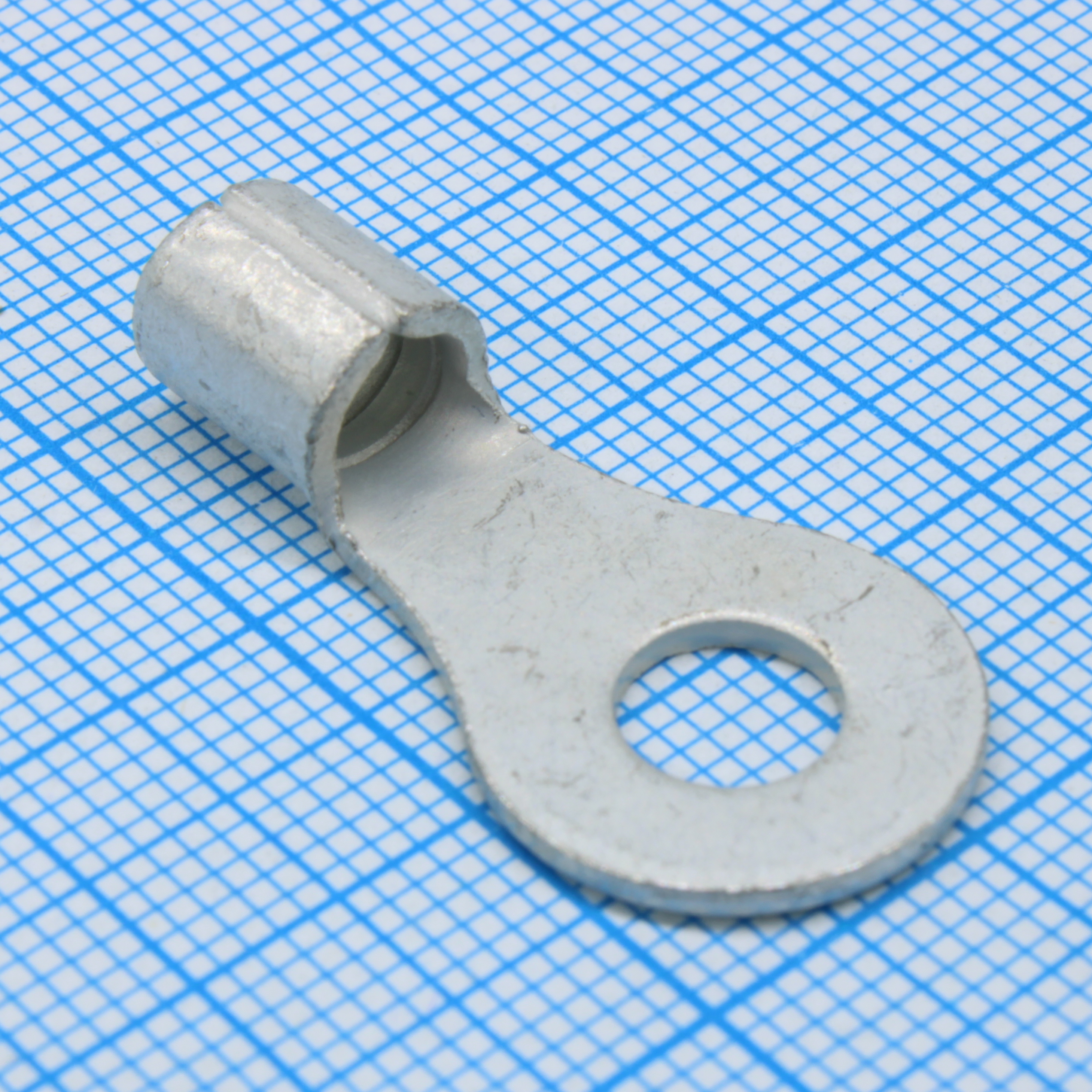 ПМ 10-6 - Наконечник кабельный кольцевой М6 под пайку или опрессовку проводов сечением до 10 мм2