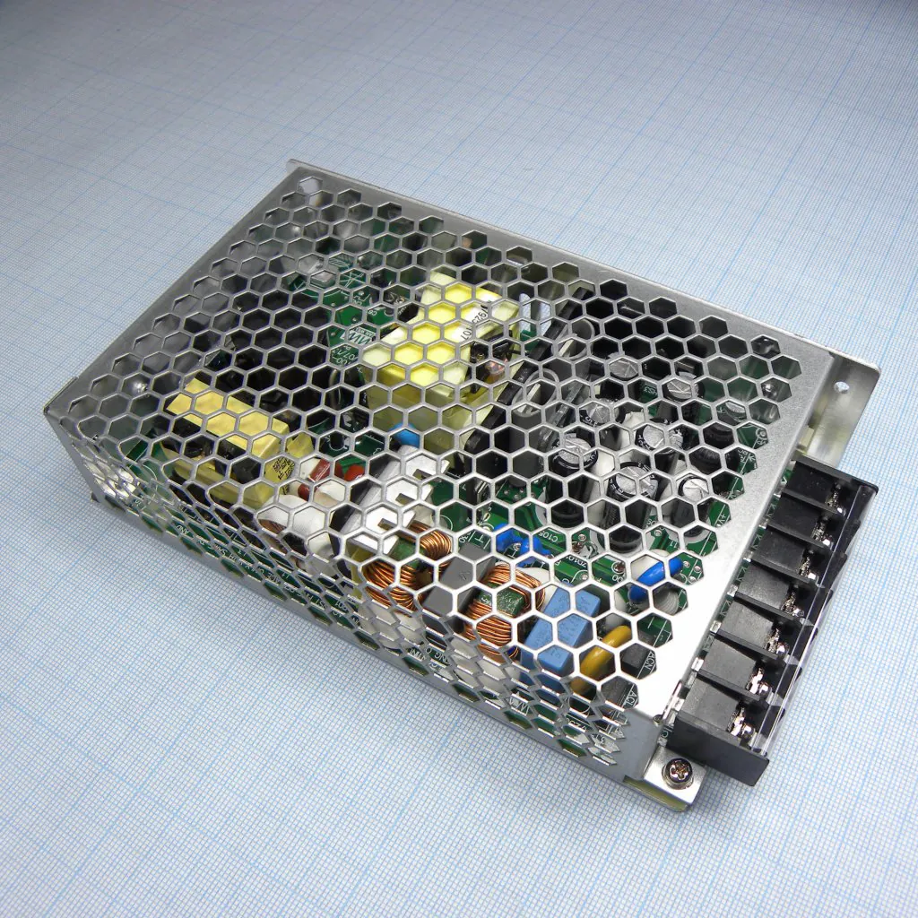 MSP-100-24 - AC-DC, med, ККМ, 108Вт, вход 85…264В AC, 47…63Гц /120…370В DC, выход 24В/4.5A,  рег. вых 22.8…28.8В, изоляция 4000В AC, в кожухе 159х97х38мм, -40…+60°С