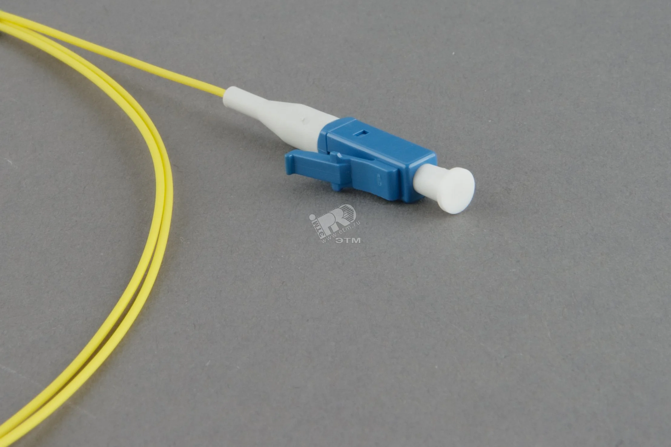 Пигтейл FPT-B9-9-LC/UR-1M-LSZH-YL волоконно-оптический SM 9/125 (OS2) LC/UPC 1м LSZH 36771