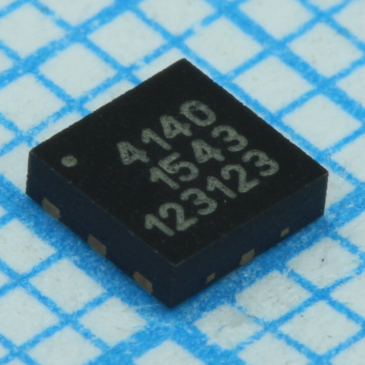 MP2013AGQ-Z - Регулируемый стабилизатор с низким падением напряжения положительной полярности