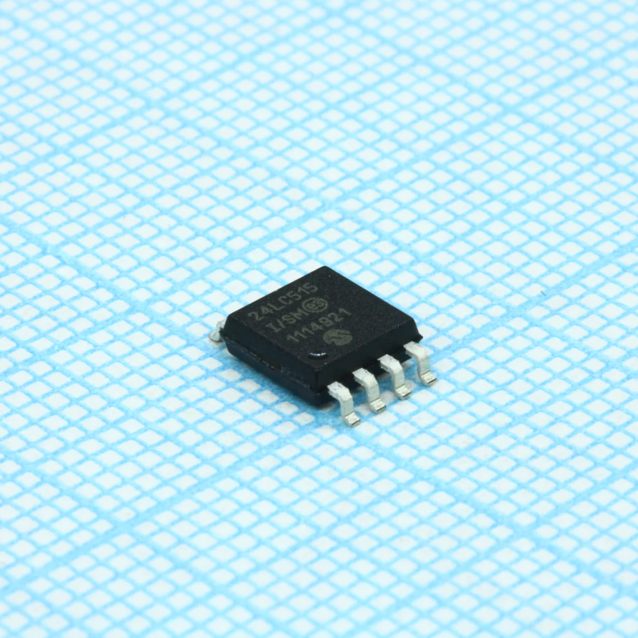 24LC515T-I/SM - Энергонезависимое ППЗУ шина I2C 64Kx8