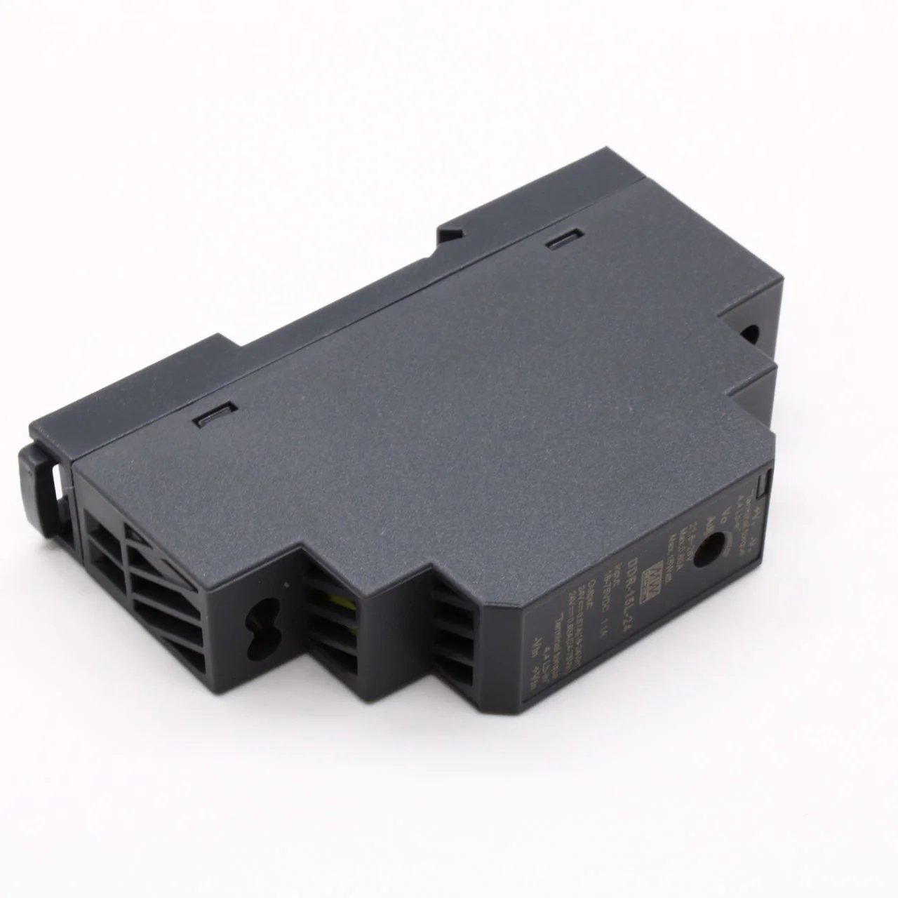DDR-15L-24 - DC-DC, 15Вт, вход 18…75 В DC, выход 24В/0.63А, изоляция 4000В DC, в кожухе на DIN-рейку, 17.5х90х54.5мм, -40...+85°С