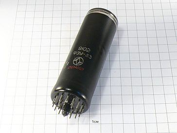 Фотоумножитель ФЭУ-83