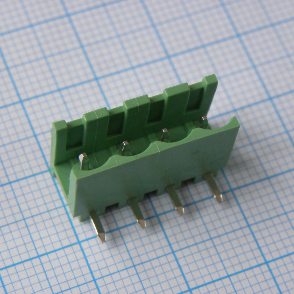 2EDGR-5.0-04P-14-00A(H) - Разъемный клеммный блок на плату, 4 контакта. Серия 2EDGR-5.0