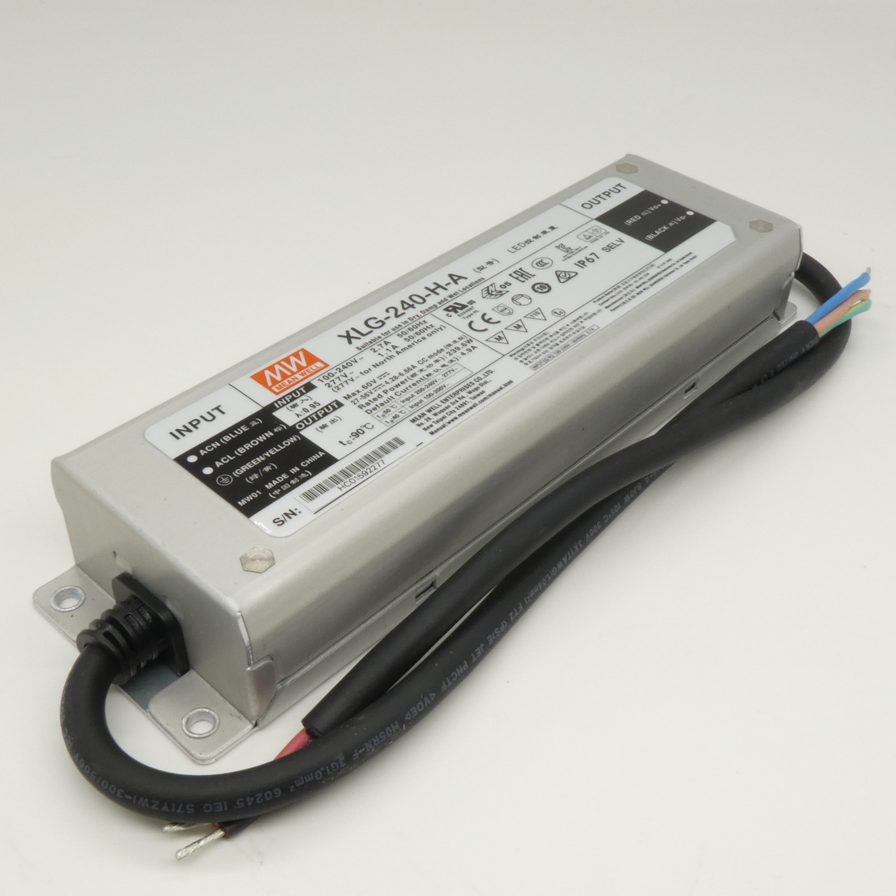 XLG-240-H-A - AC/DC драйвер электропитания светодиодов 239.6Вт выход 27...56В со стабилизацией тока 2200...6660мА