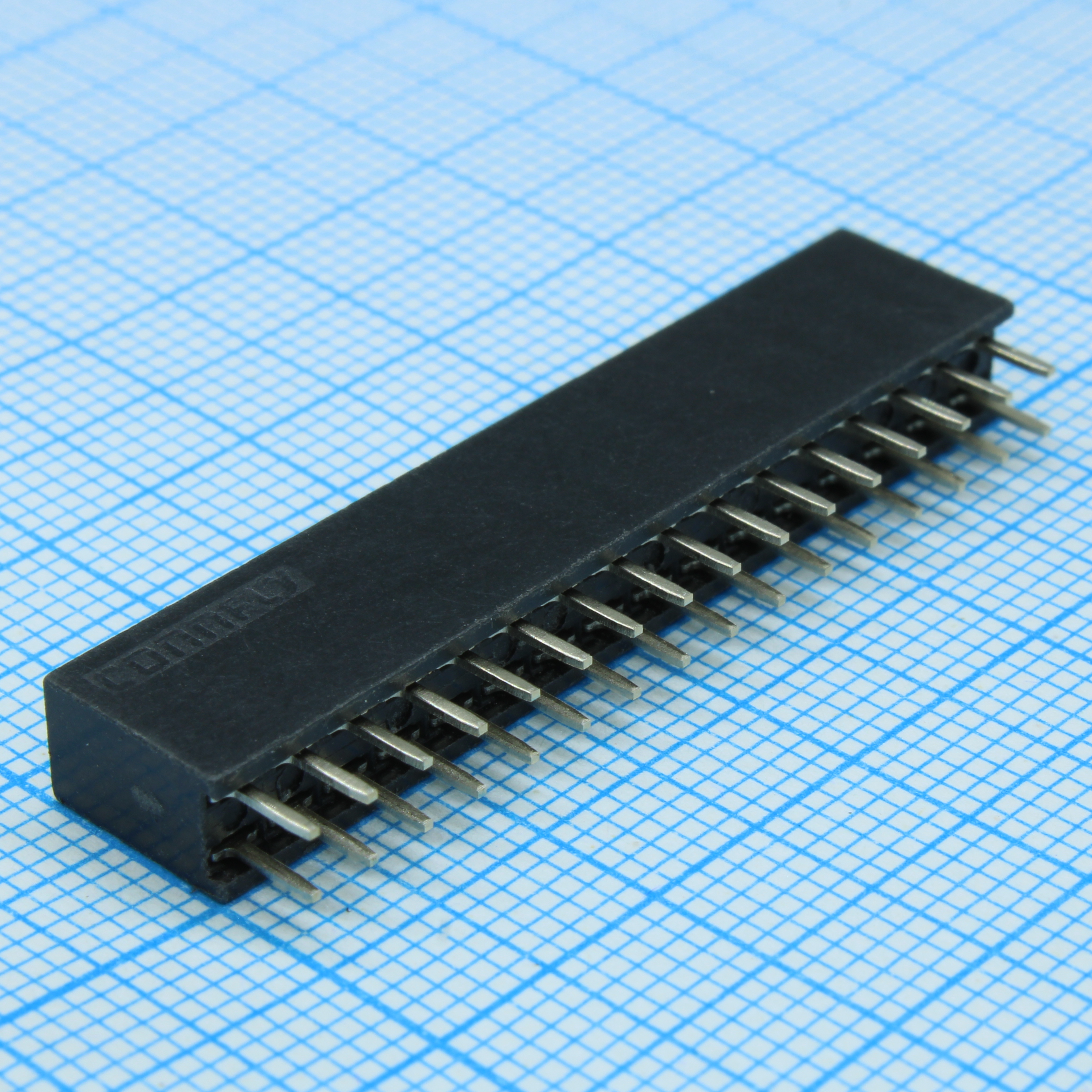 DS1023-2X16S21 - Гнездо на плату 2х16 конт., шаг 2.54мм, высота 8.5мм