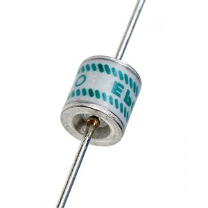 B88069X2140S102 - 8x8mm 800V +-15% 10kA/10A 2-х элек. A71H08X